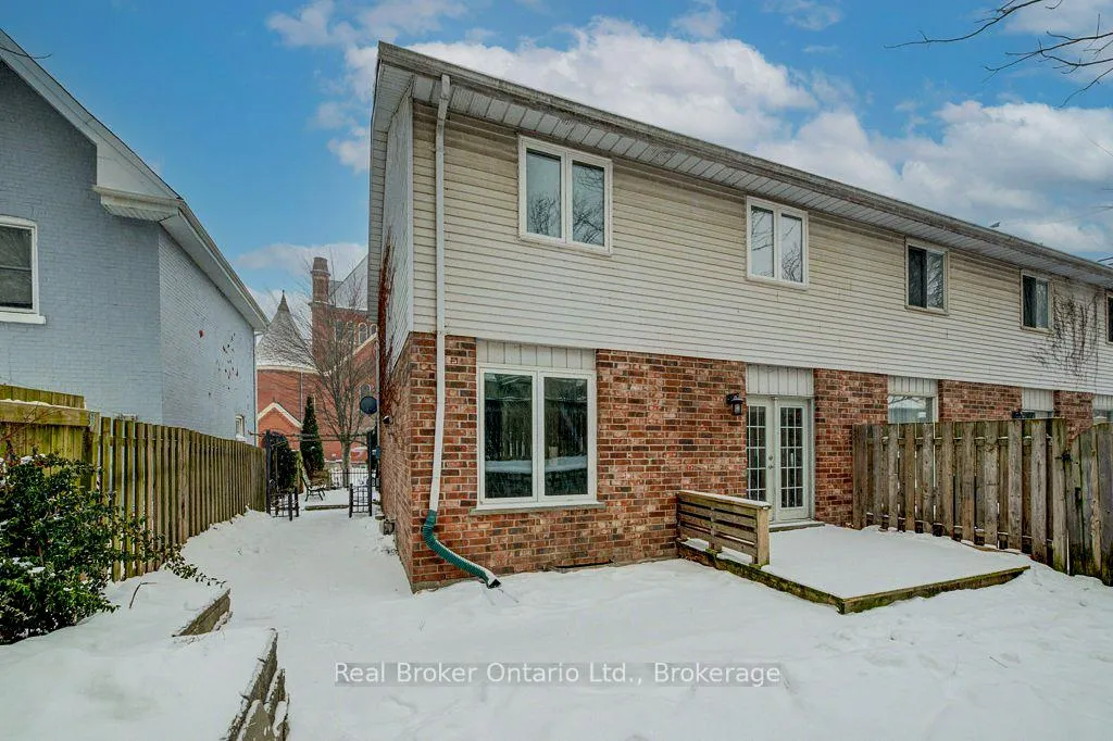 Photo 43 of 6 Emily Street, Brant, Paris — HOMEH