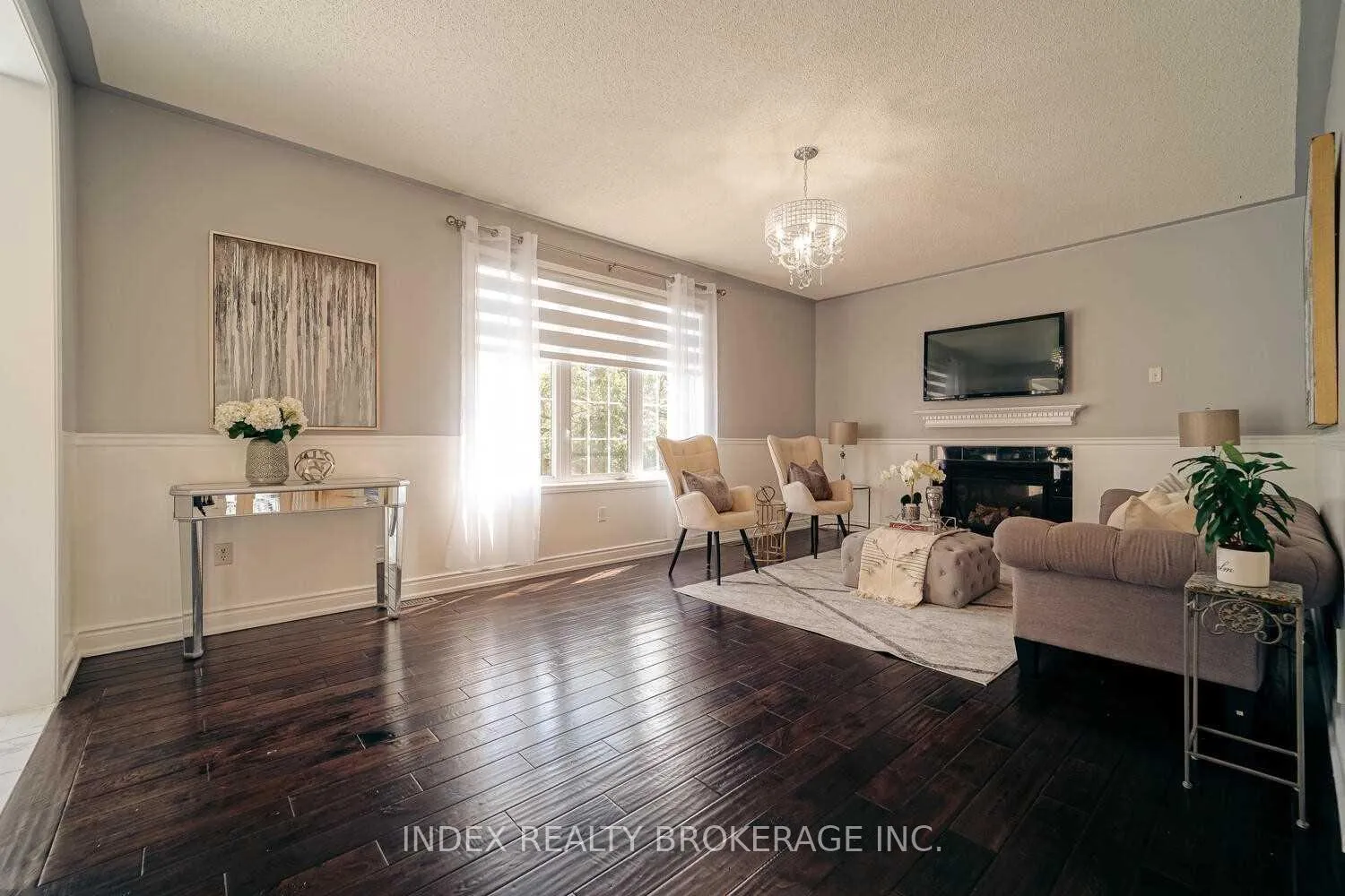 Photo 32 of 76 Maldives Crescent, Brampton, Vales of Castlemore — HOMEH