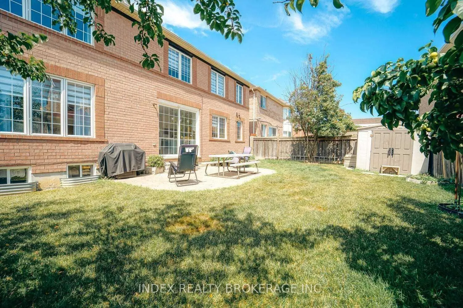 Photo 37 of 76 Maldives Crescent, Brampton, Vales of Castlemore — HOMEH