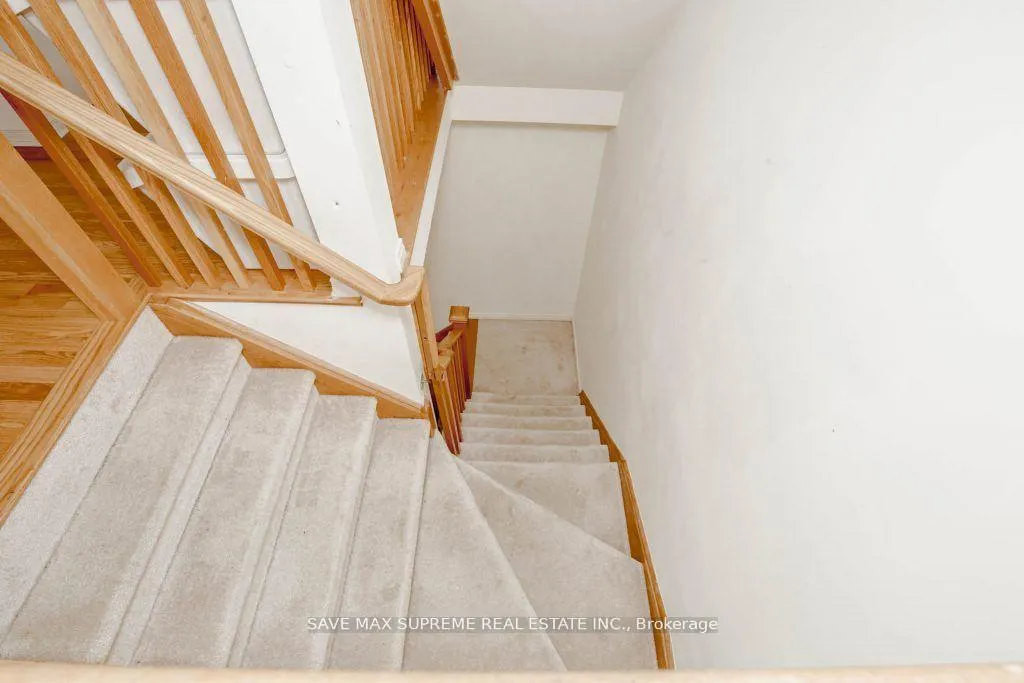 Photo 10 of 34 Coxhead Lane, Ajax, Central — HOMEH