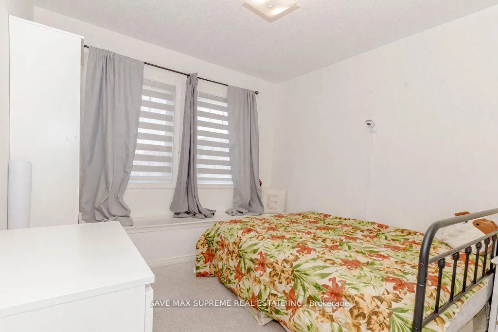 Photo 33 of 34 Coxhead Lane, Ajax, Central — HOMEH