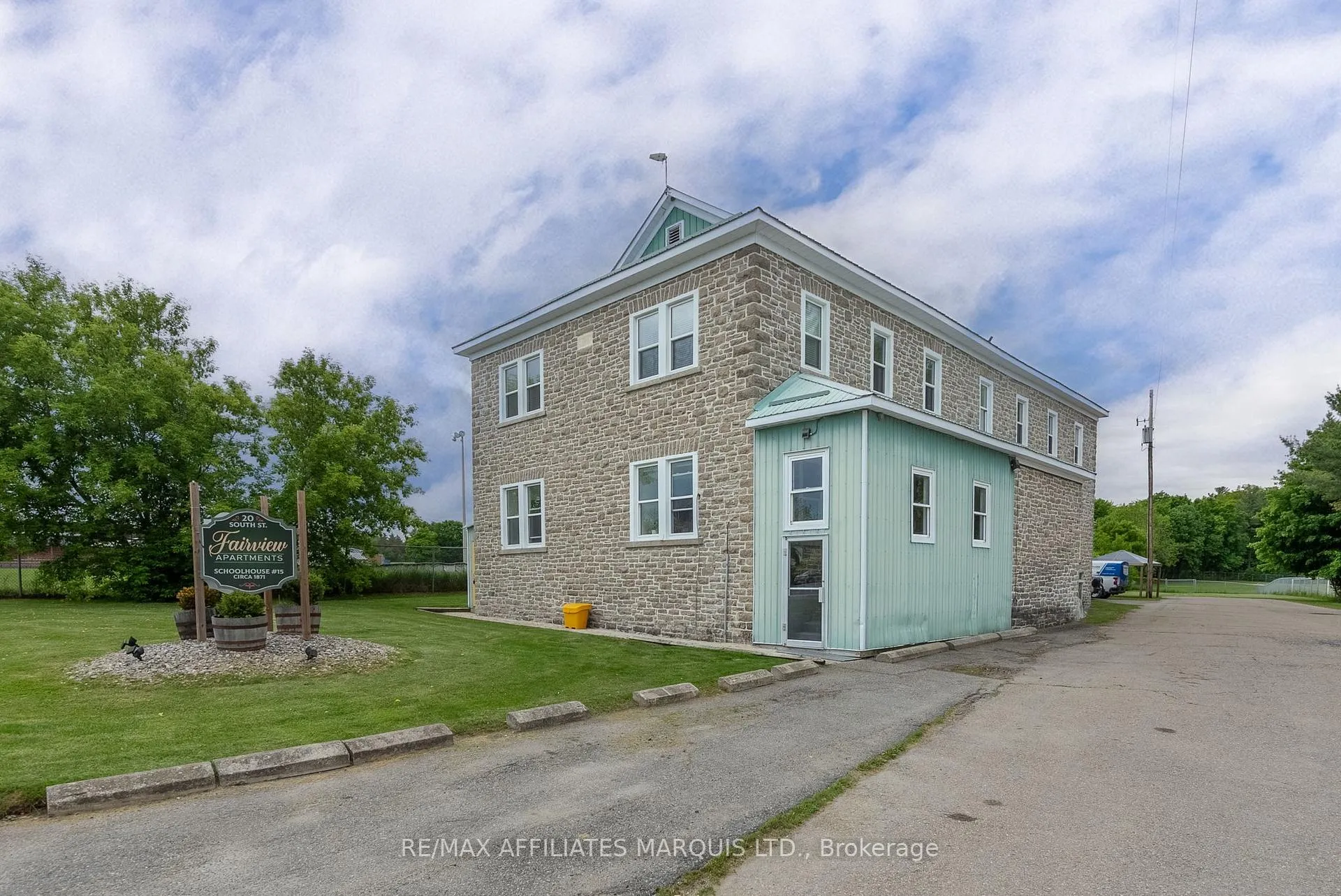 Photo 2 of 20 South Street, Edwardsburgh/Cardinal, Edwardsburgh/Cardinal Twp — HOMEH