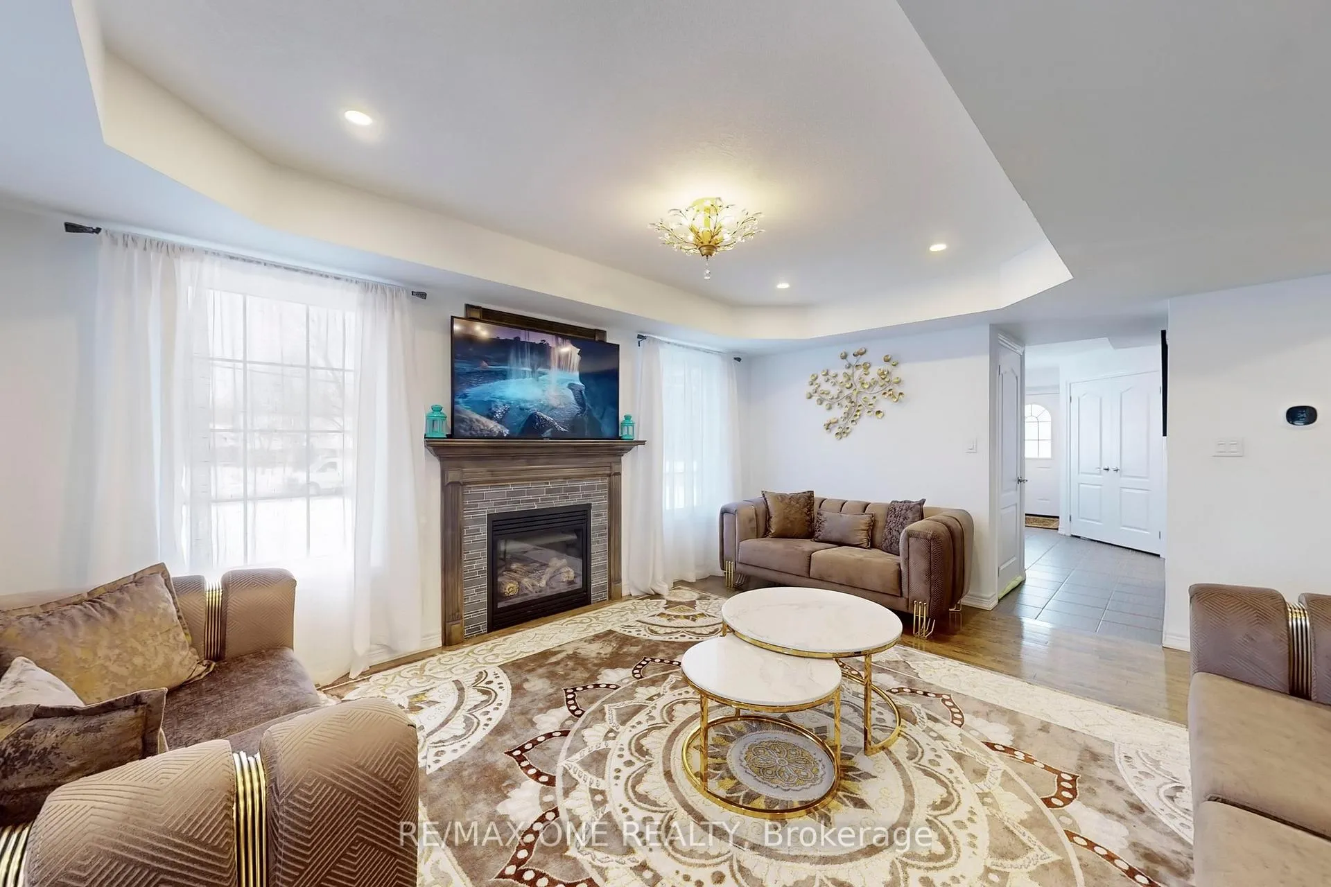 Photo 10 of 2 Westmore Street, Clarington, Courtice — HOMEH