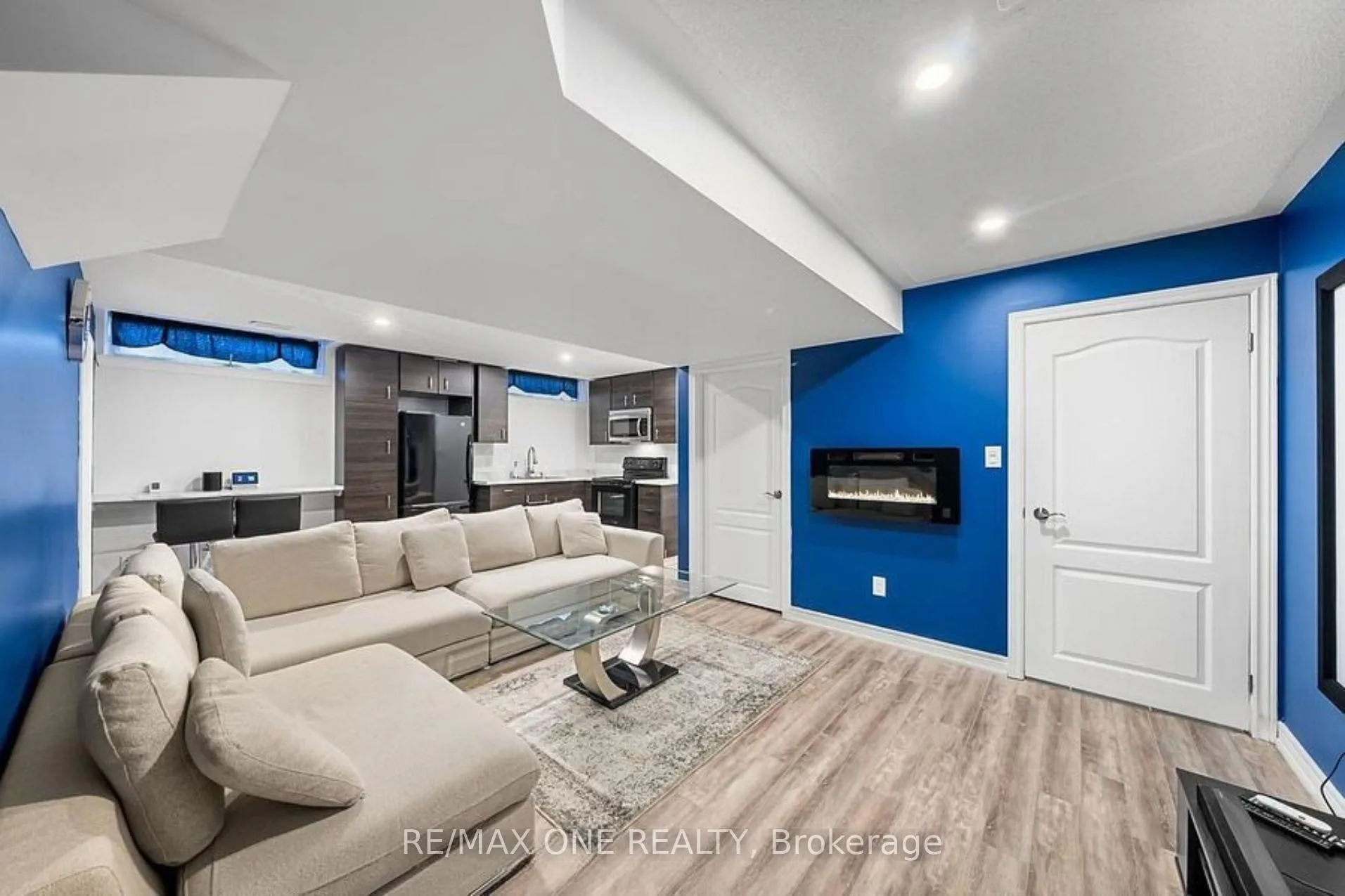 Photo 42 of 2 Westmore Street, Clarington, Courtice — HOMEH