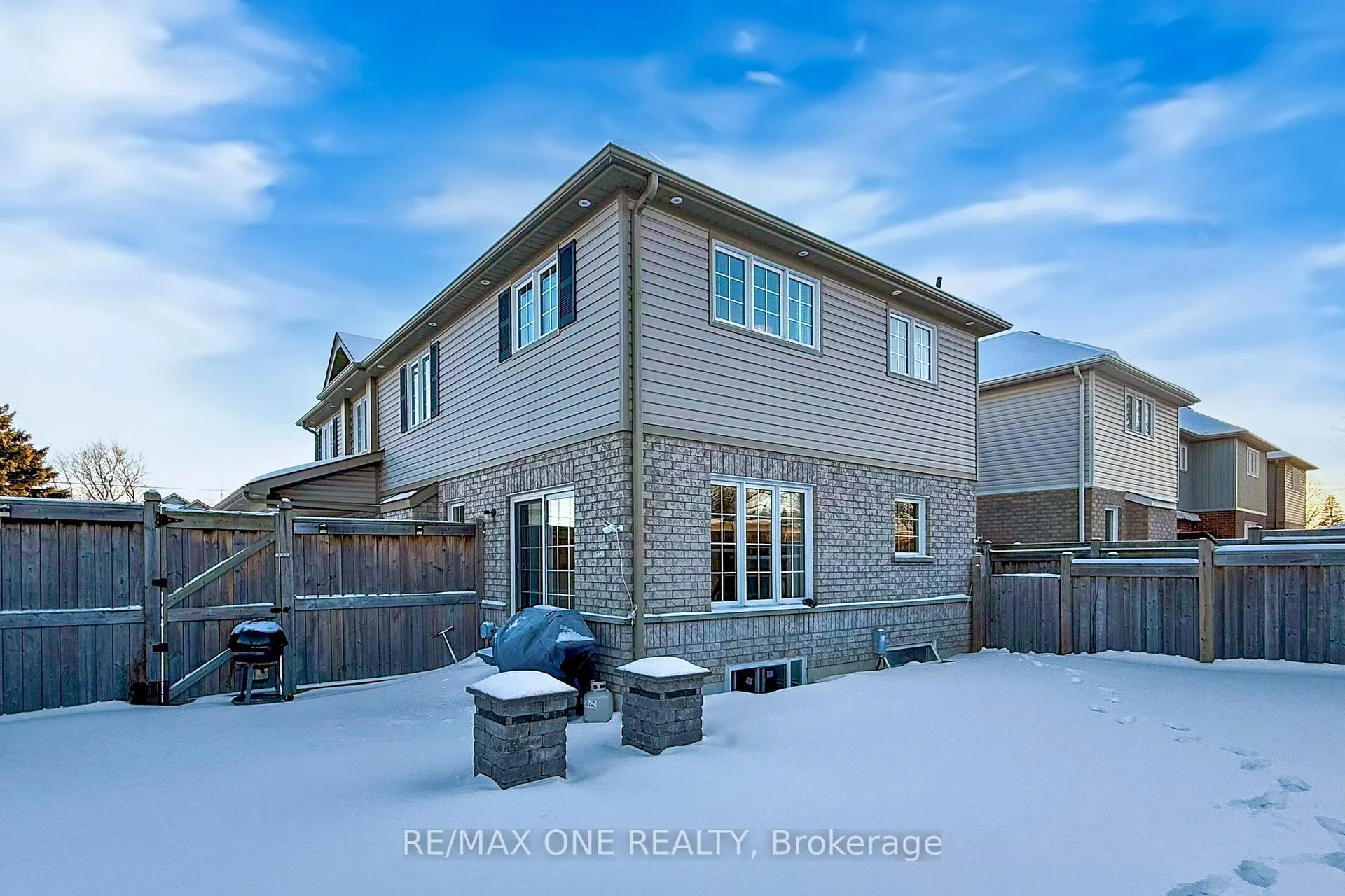 Photo 47 of 2 Westmore Street, Clarington, Courtice — HOMEH