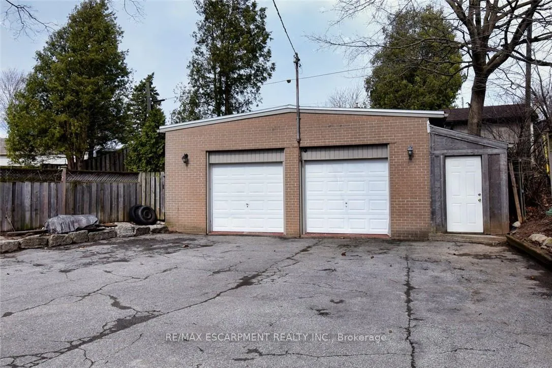 Photo 20 of 16 Margaret Street, Hamilton, Waterdown — HOMEH
