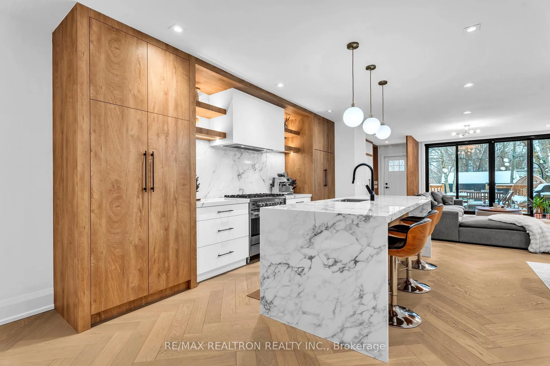 Photo 6 of 146 Arlington Avenue, Toronto, Oakwood Village — HOMEH