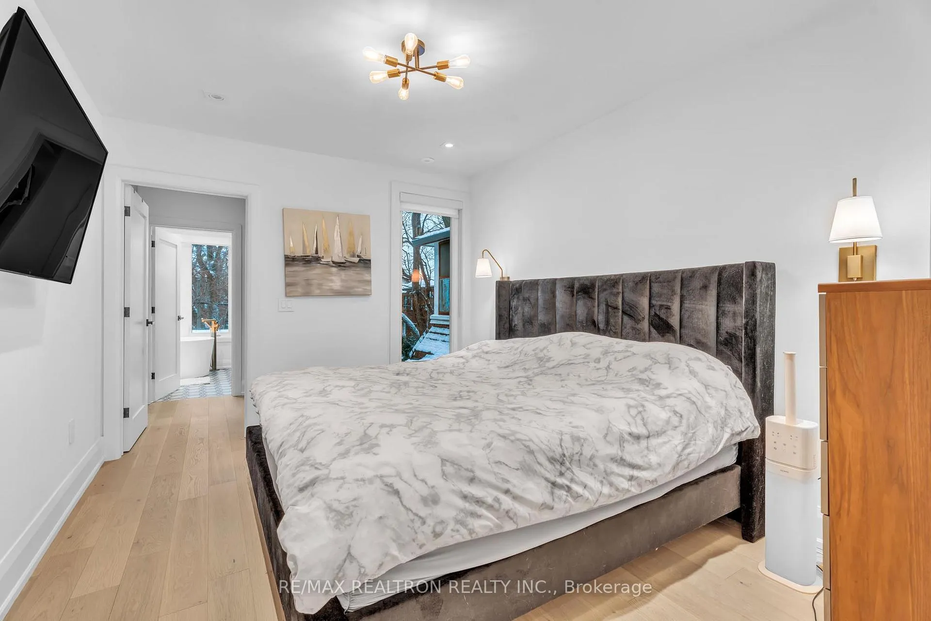 Photo 17 of 146 Arlington Avenue, Toronto, Oakwood Village — HOMEH