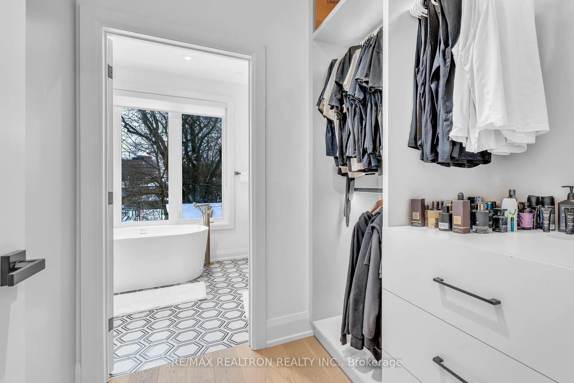 Photo 18 of 146 Arlington Avenue, Toronto, Oakwood Village — HOMEH