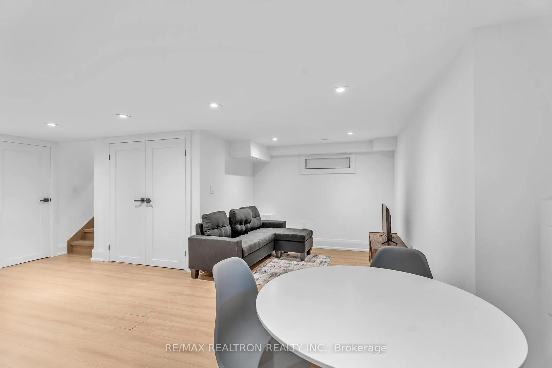 Photo 33 of 146 Arlington Avenue, Toronto, Oakwood Village — HOMEH