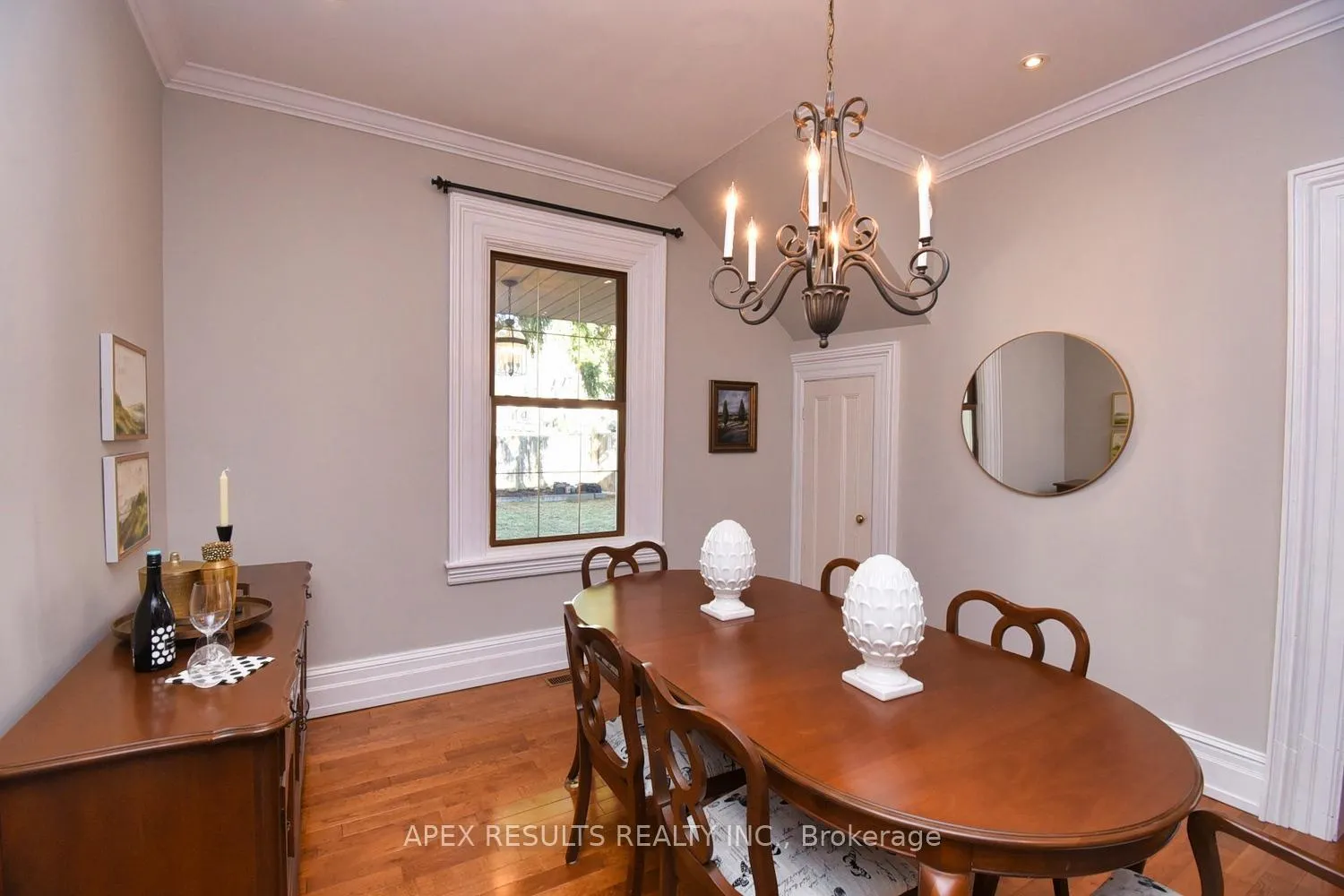 Photo 11 of 332 King Street W, Hamilton, Dundas — HOMEH