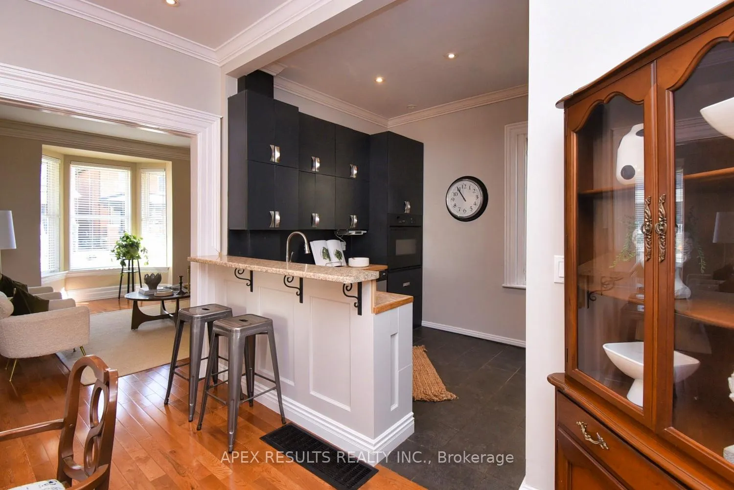 Photo 17 of 332 King Street W, Hamilton, Dundas — HOMEH