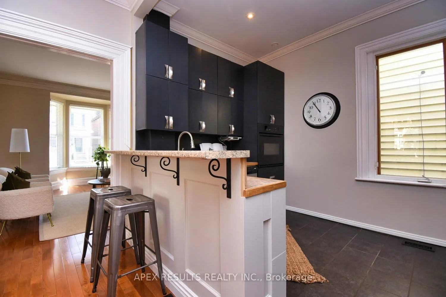 Photo 18 of 332 King Street W, Hamilton, Dundas — HOMEH