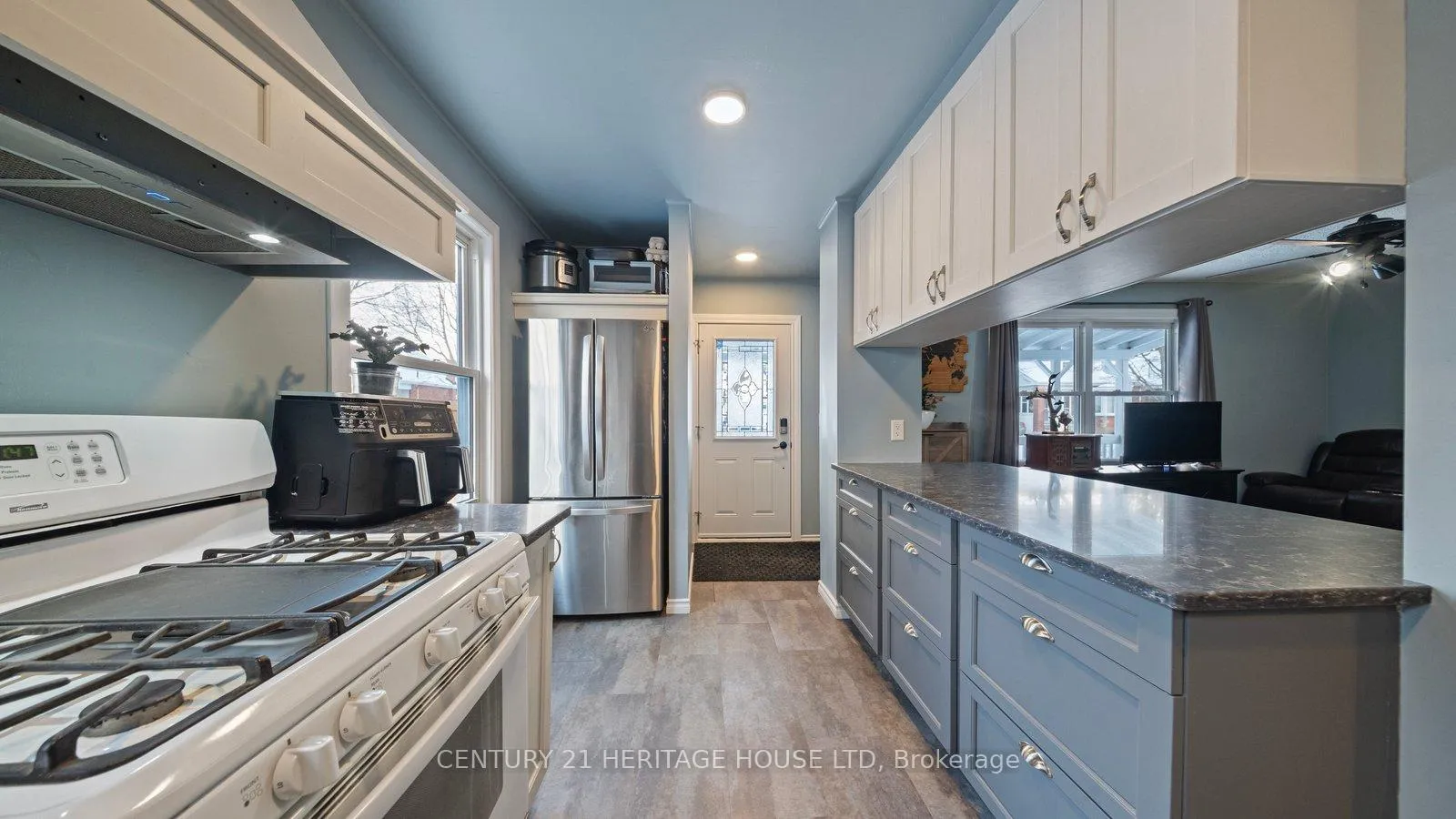 Photo 7 of 80 Aberdeen Avenue, Brantford — HOMEH