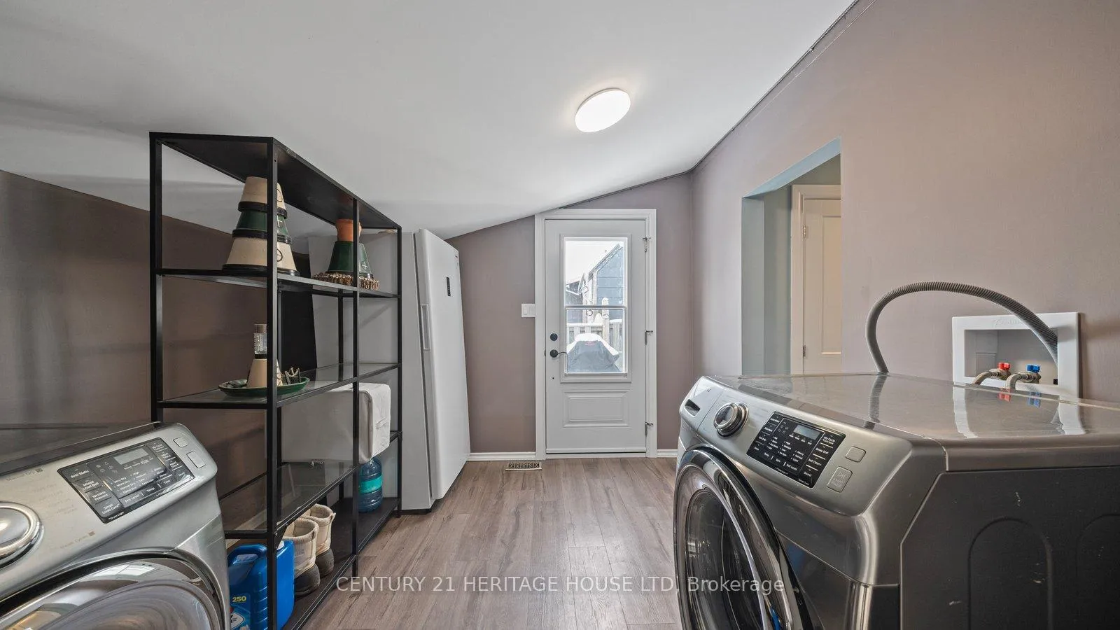 Photo 24 of 80 Aberdeen Avenue, Brantford — HOMEH
