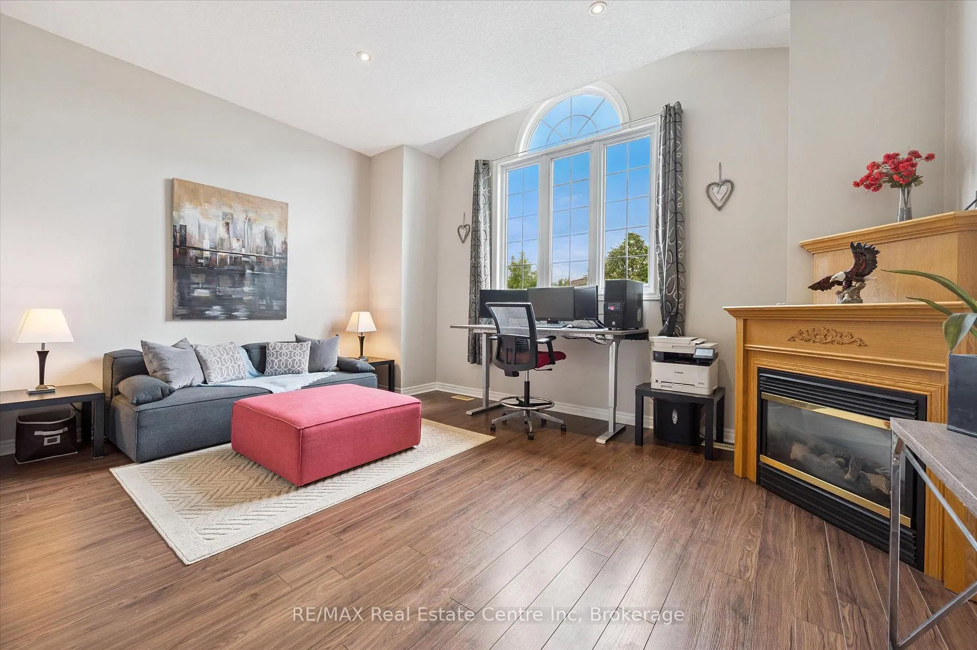 Photo 13 of 266 Briarmeadow Drive, Kitchener, Idlewood — HOMEH