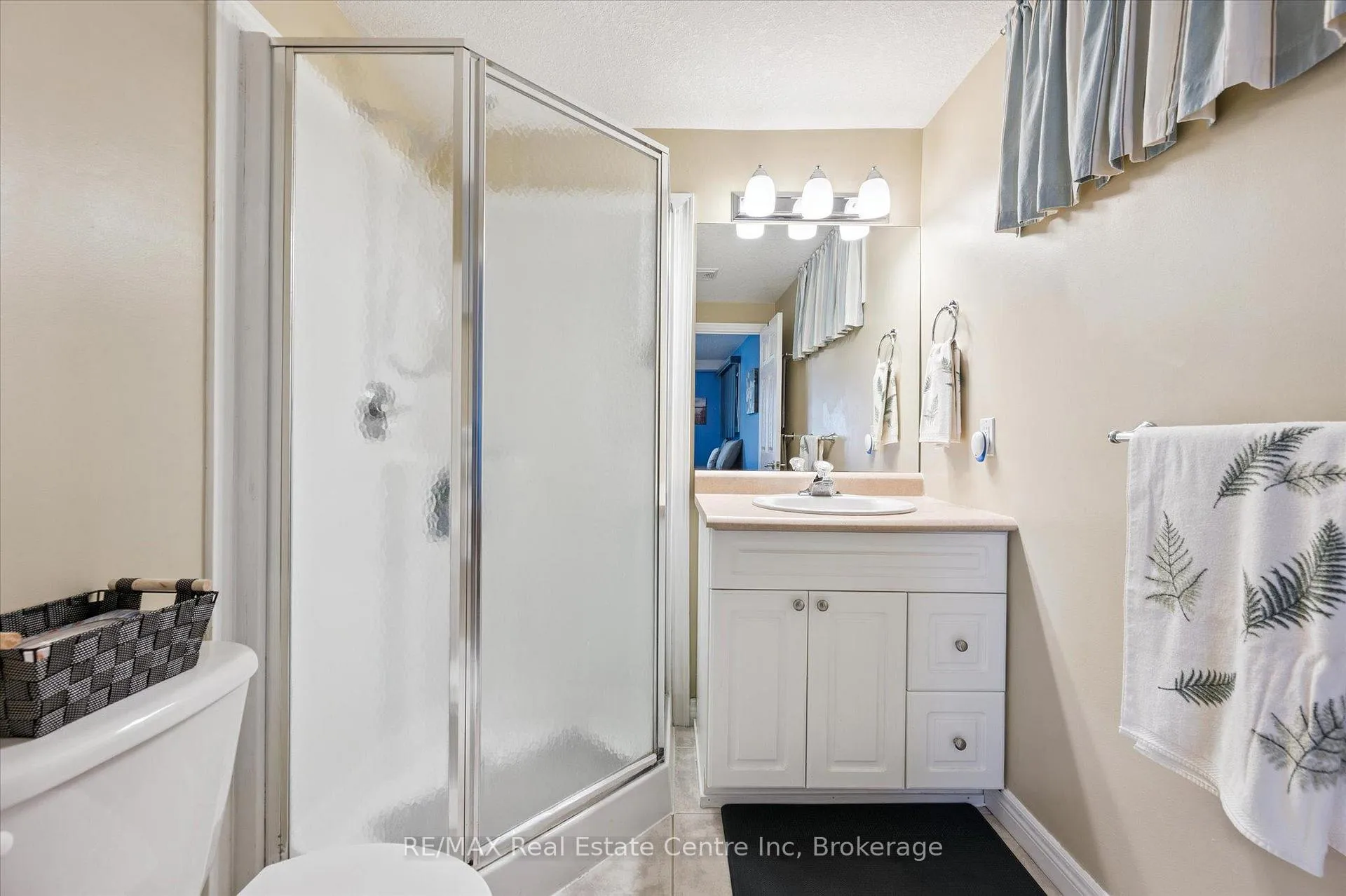 Photo 24 of 266 Briarmeadow Drive, Kitchener, Idlewood — HOMEH