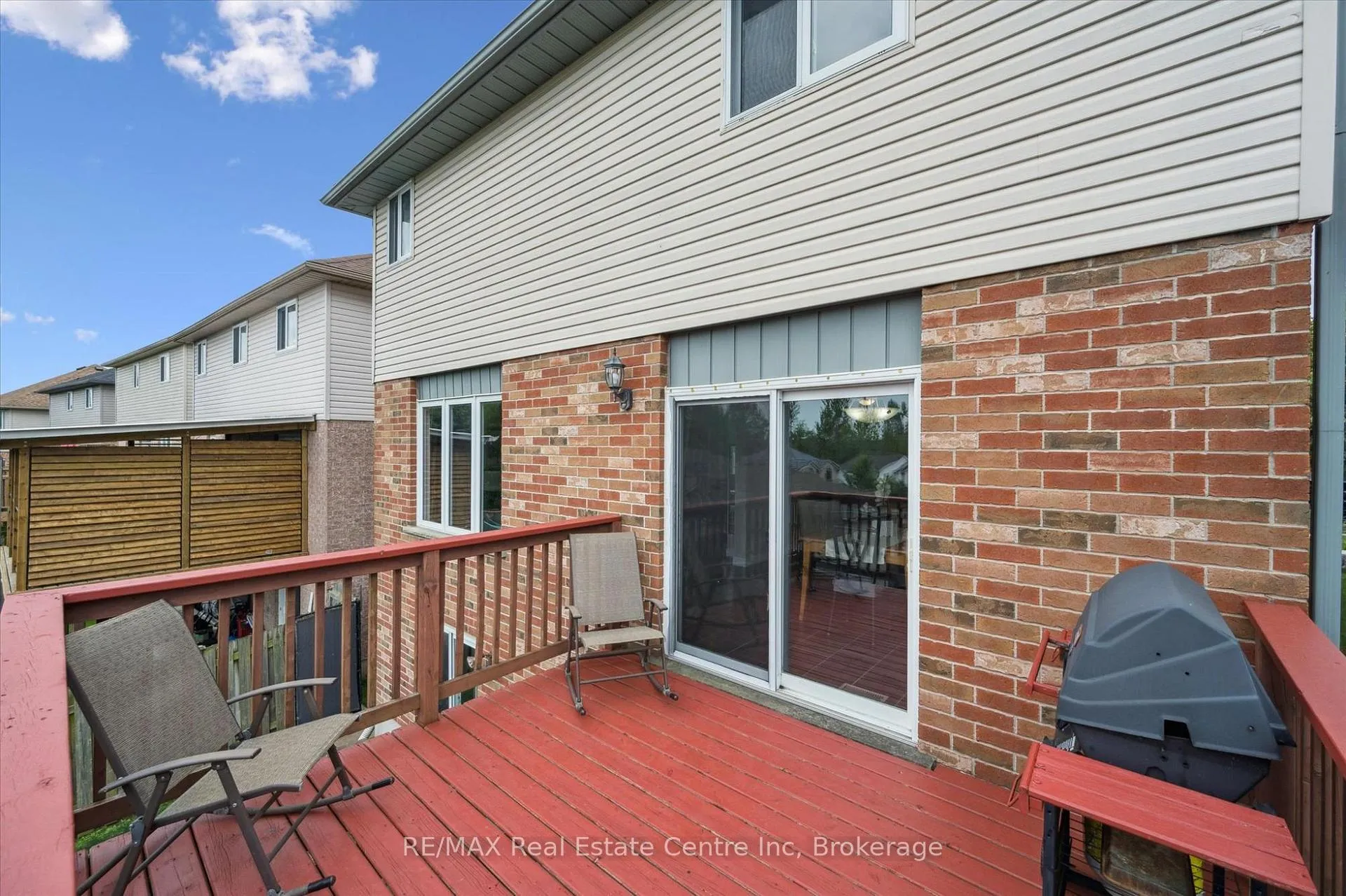 Photo 28 of 266 Briarmeadow Drive, Kitchener, Idlewood — HOMEH
