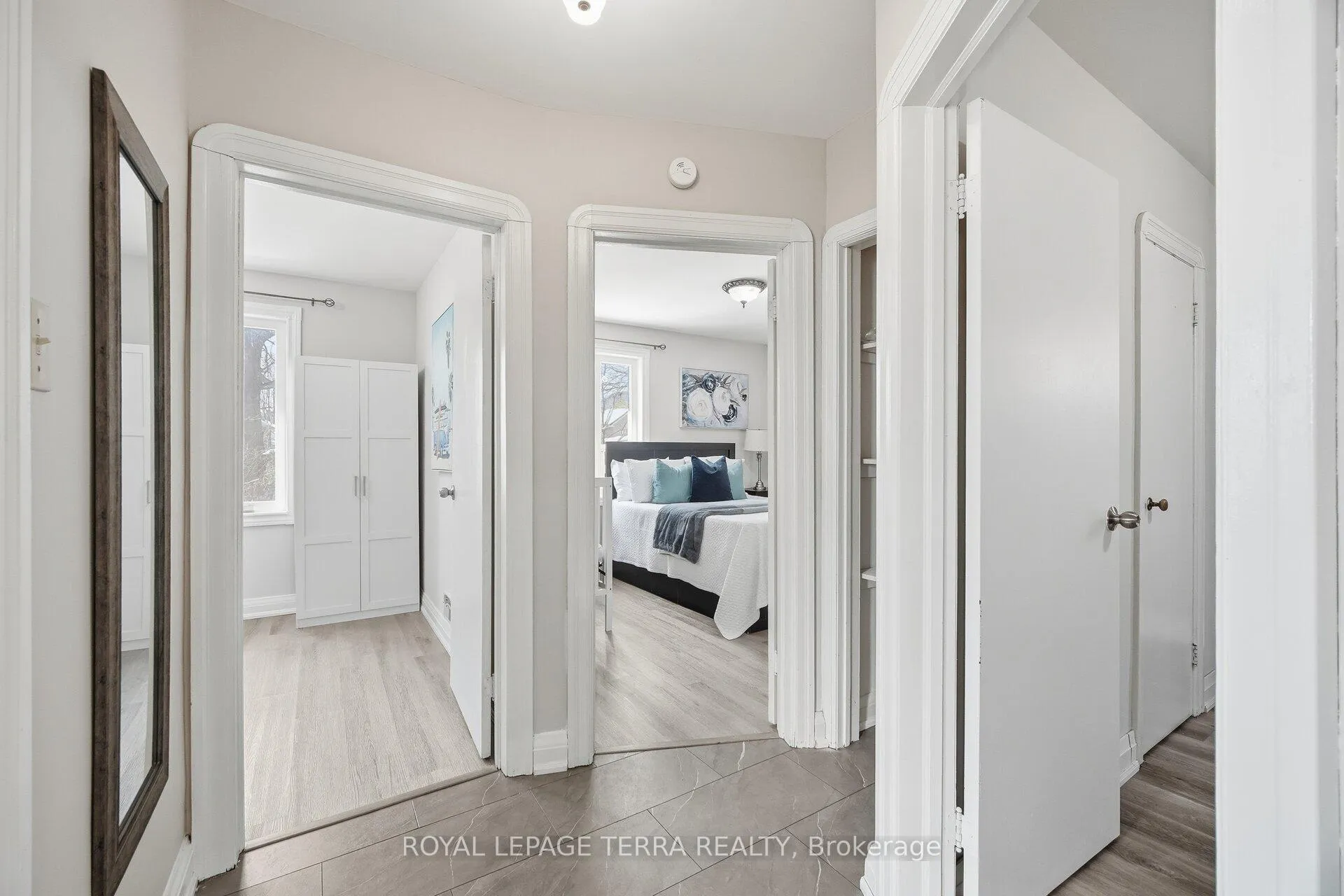 Photo 16 of 742 Ritson Road S, Oshawa, Lakeview — HOMEH