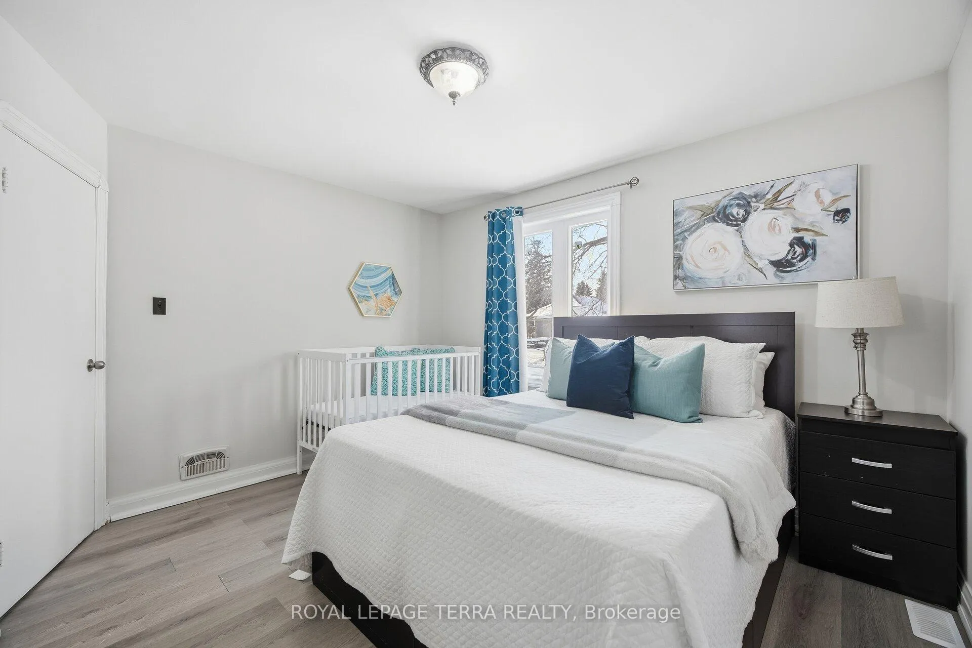 Photo 18 of 742 Ritson Road S, Oshawa, Lakeview — HOMEH