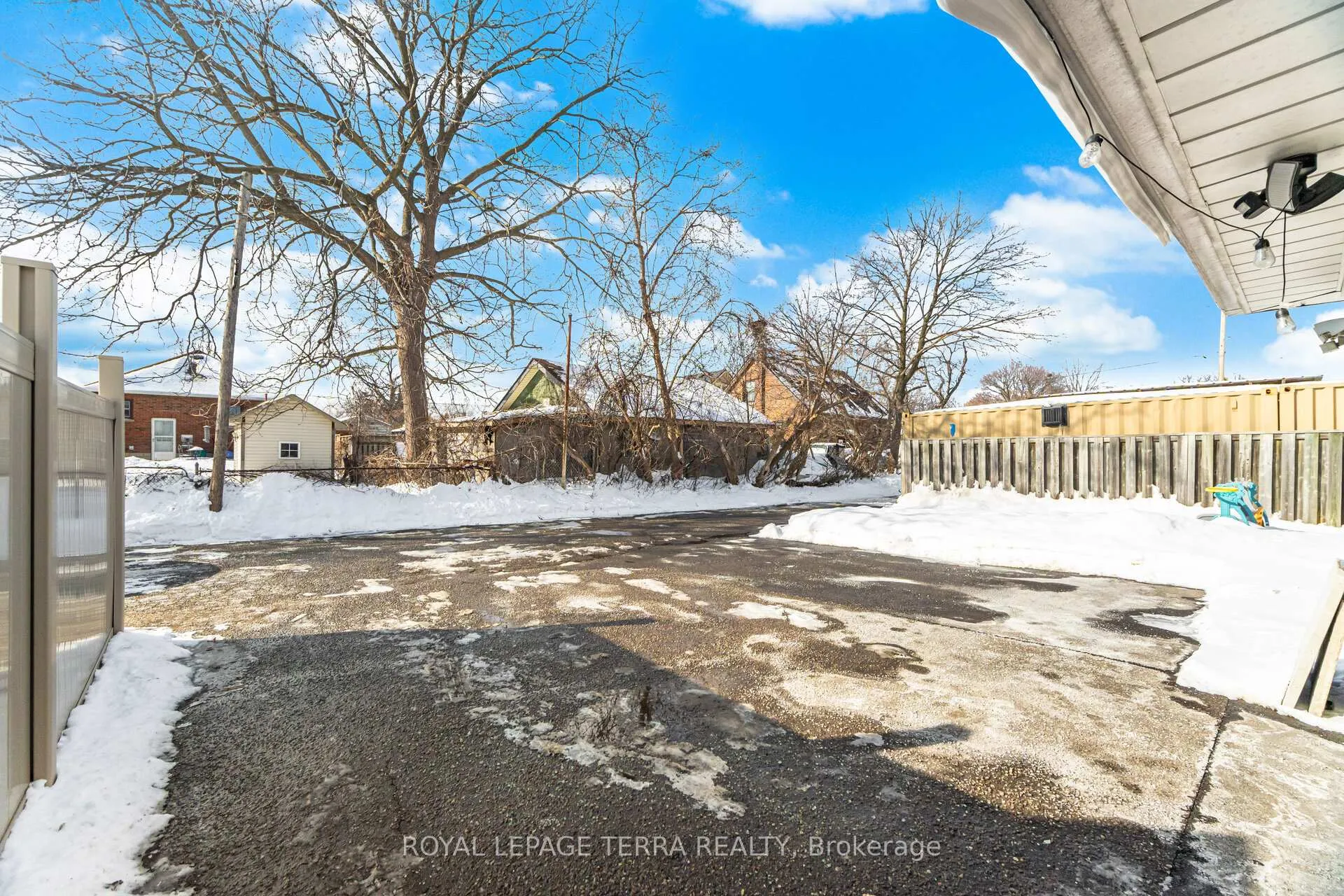 Photo 40 of 742 Ritson Road S, Oshawa, Lakeview — HOMEH