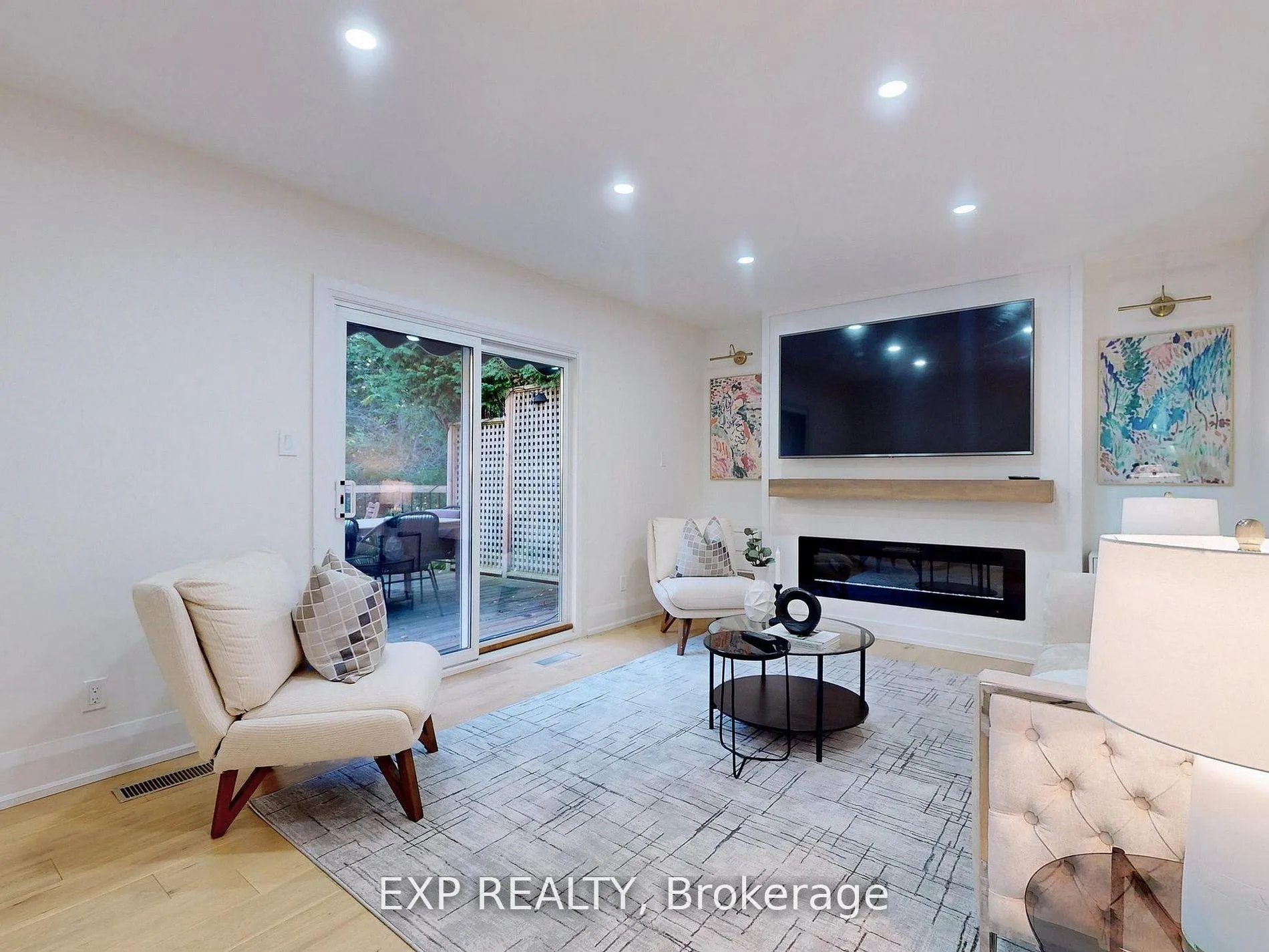 Photo 5 of 190 Crestwood Road, Caledon, Bolton North — HOMEH