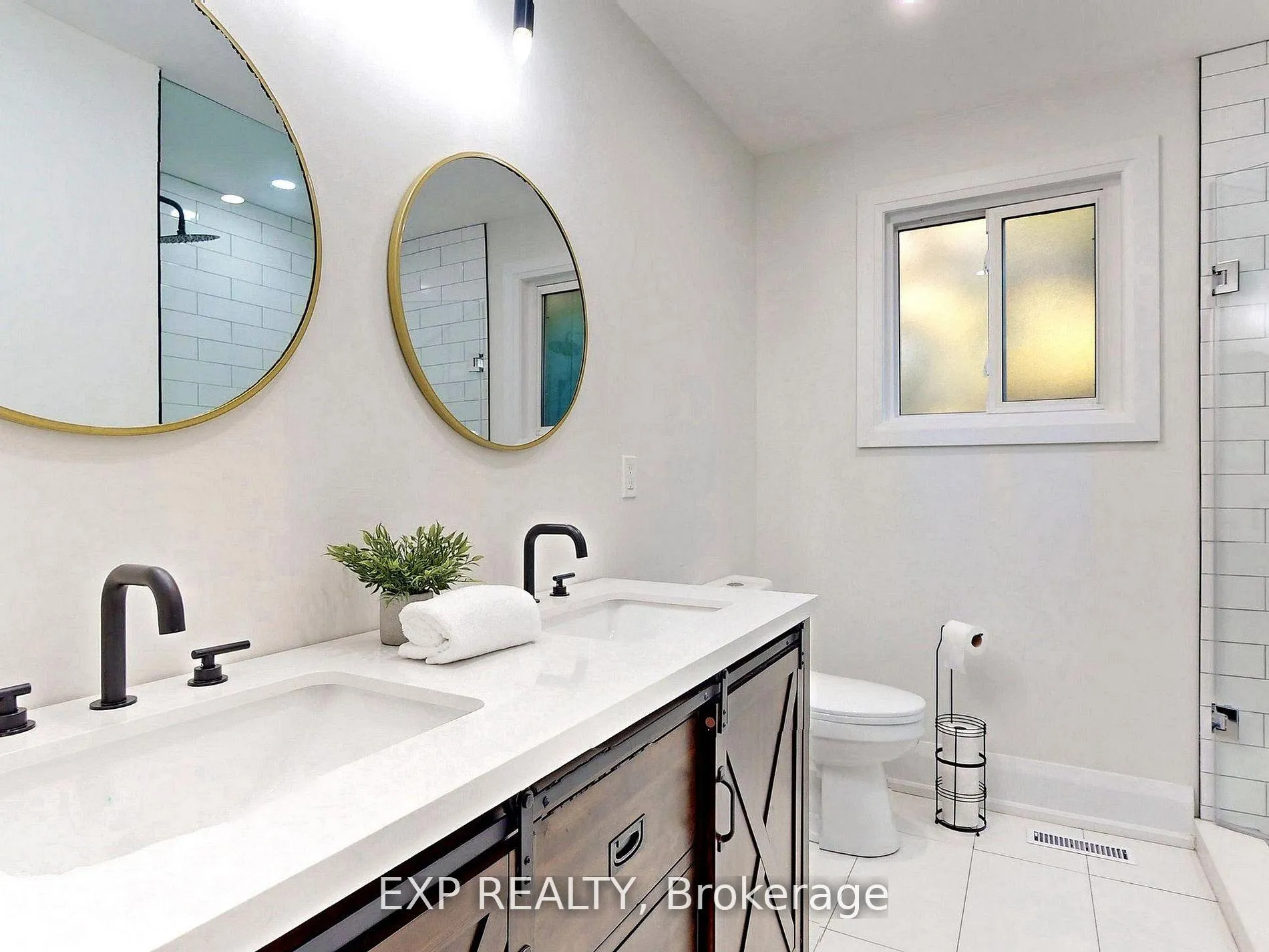 Photo 27 of 190 Crestwood Road, Caledon, Bolton North — HOMEH