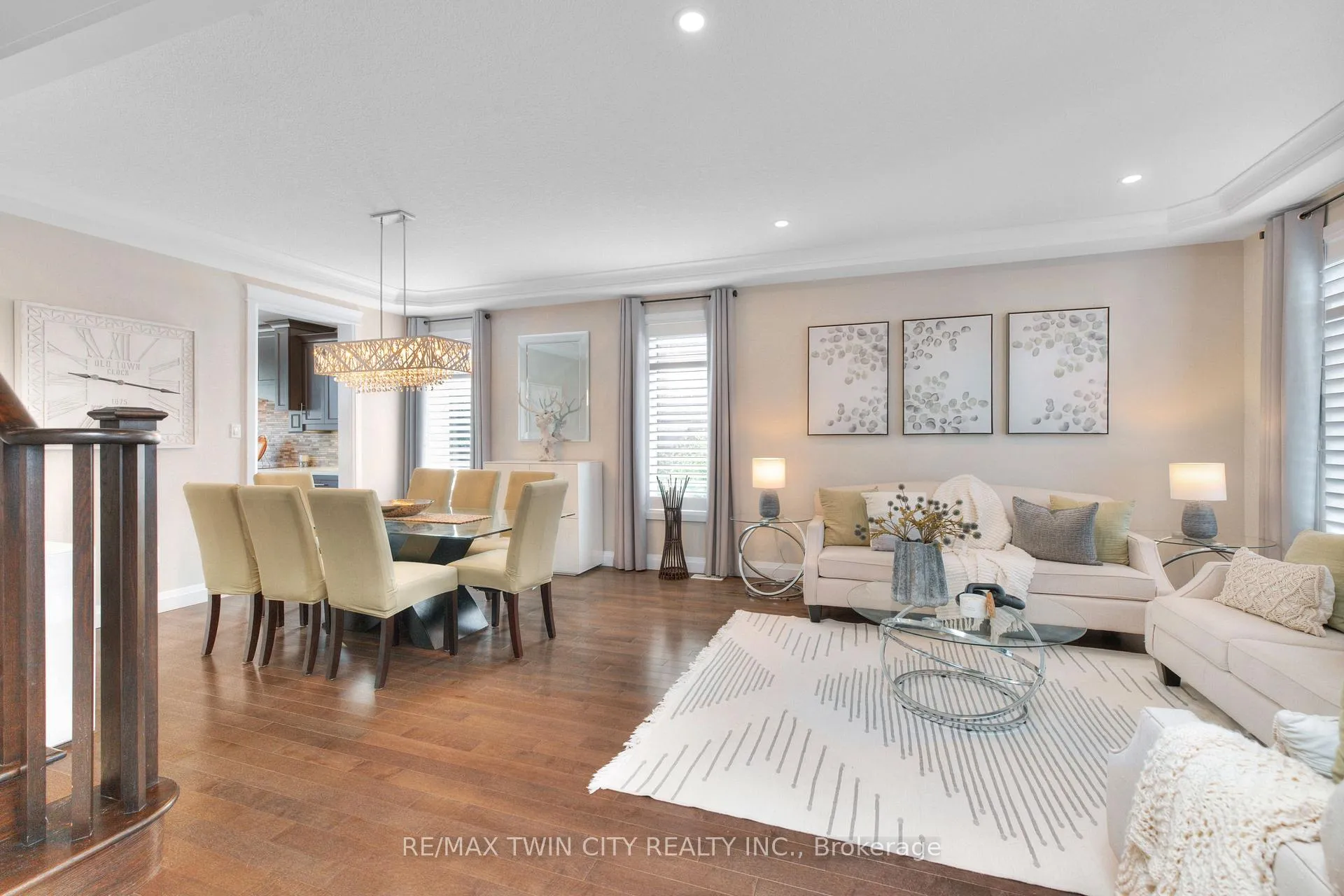 Photo 6 of 228 Evens Pond Crescent, Kitchener — HOMEH