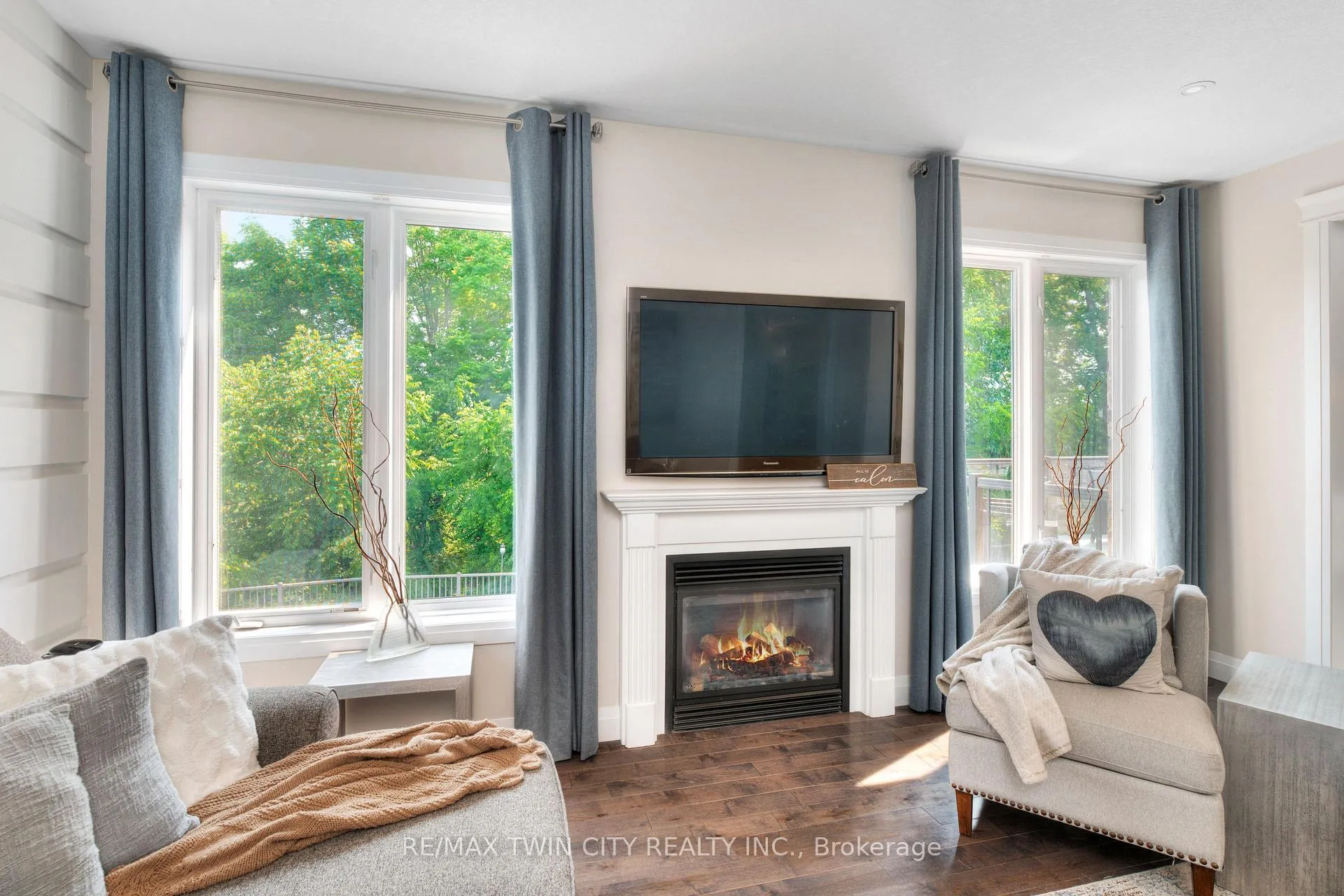 Photo 16 of 228 Evens Pond Crescent, Kitchener — HOMEH