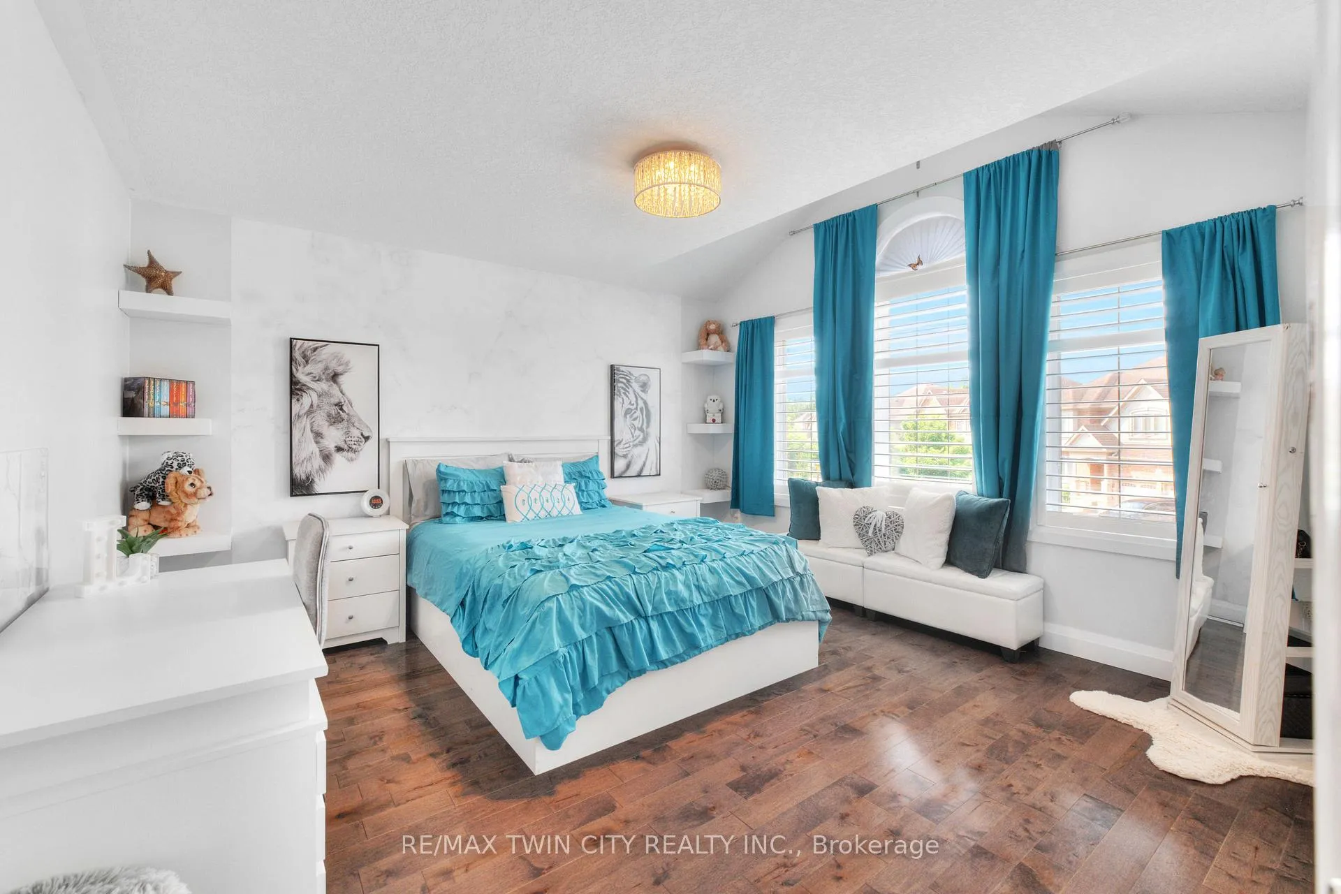 Photo 27 of 228 Evens Pond Crescent, Kitchener — HOMEH