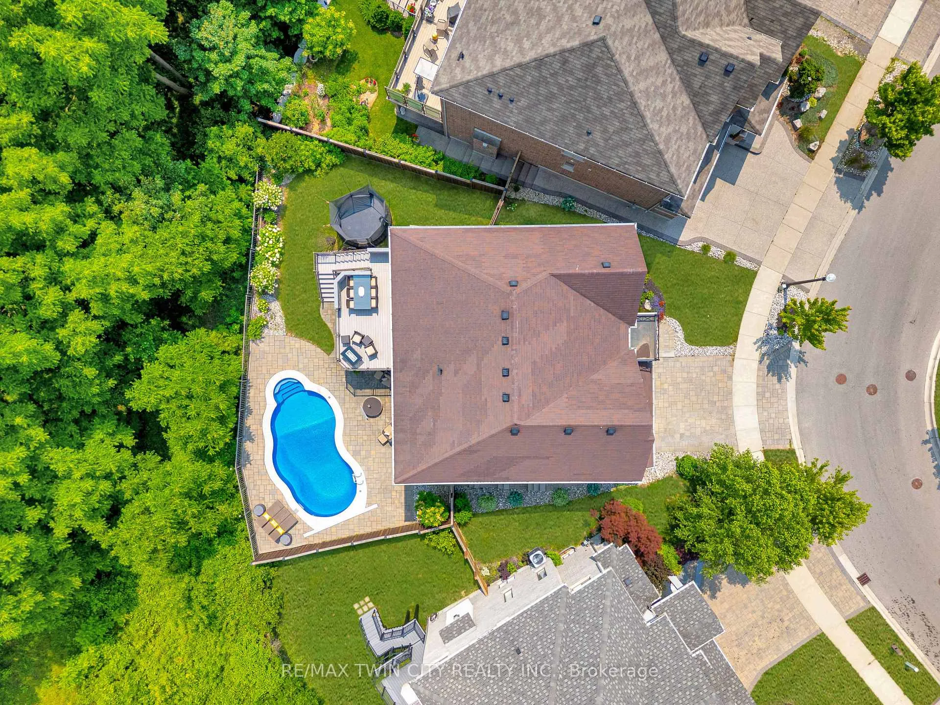 Photo 43 of 228 Evens Pond Crescent, Kitchener — HOMEH