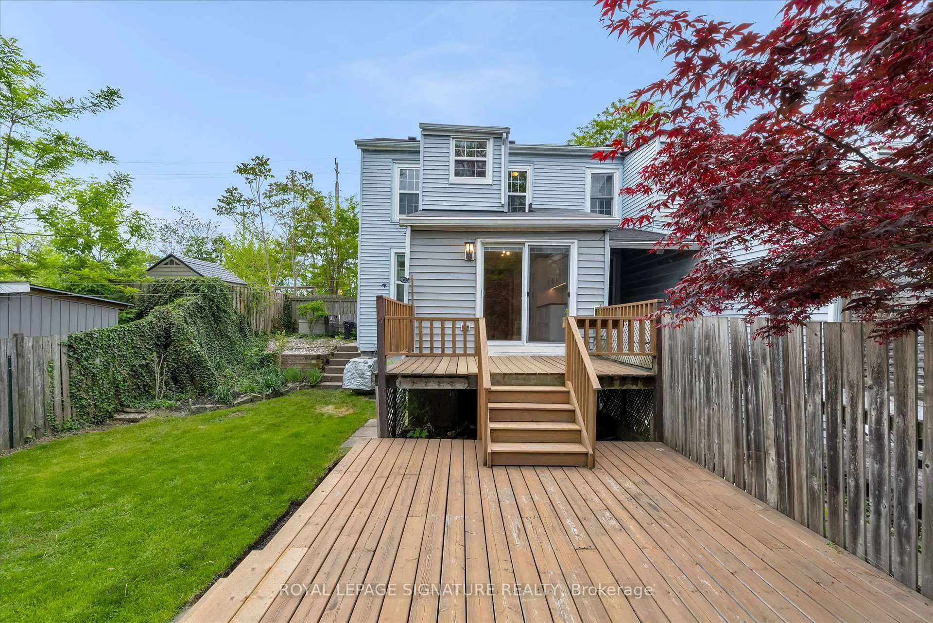 Photo 8 of 19 Strachan Street E, Hamilton, North End — HOMEH
