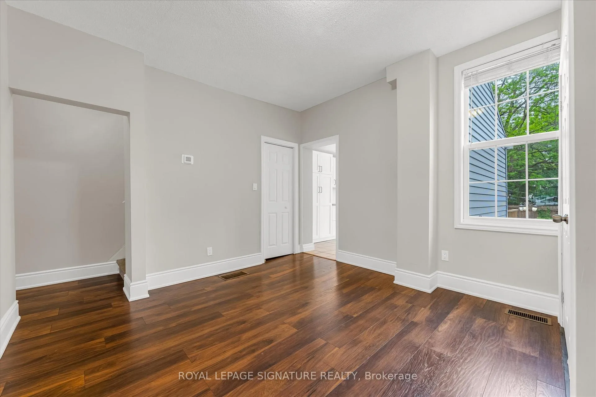 Photo 13 of 19 Strachan Street E, Hamilton, North End — HOMEH