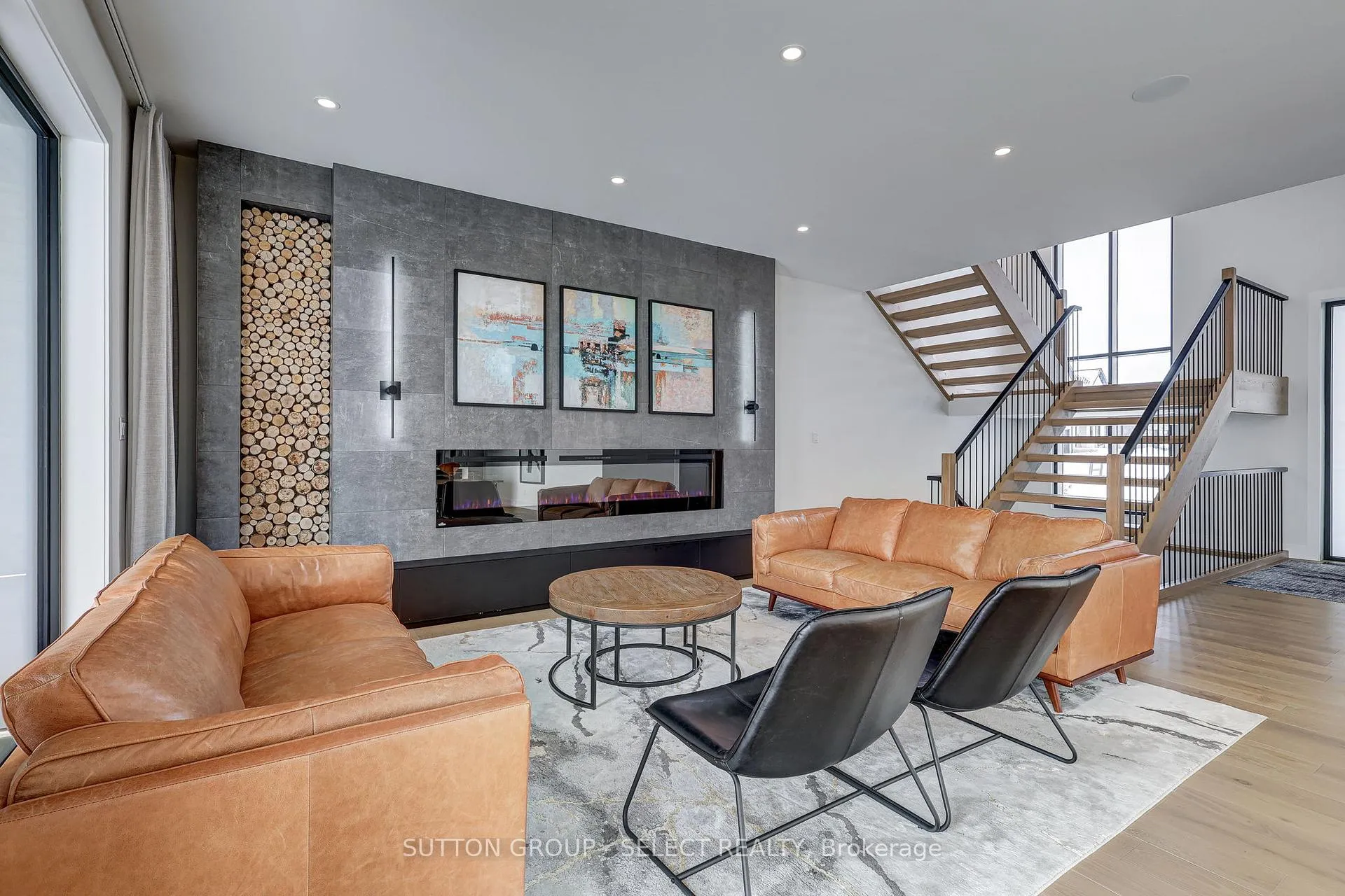 Photo 4 of 147 Westbrook Drive, Middlesex Centre, Kilworth — HOMEH