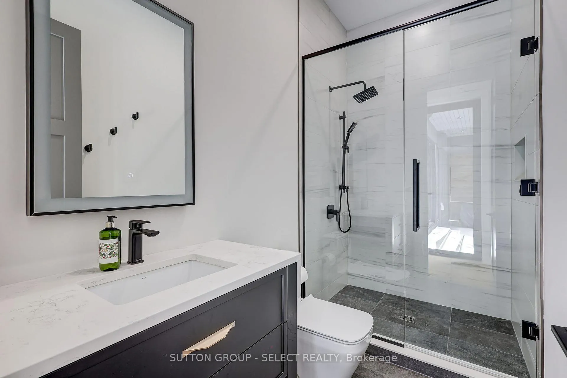 Photo 16 of 147 Westbrook Drive, Middlesex Centre, Kilworth — HOMEH