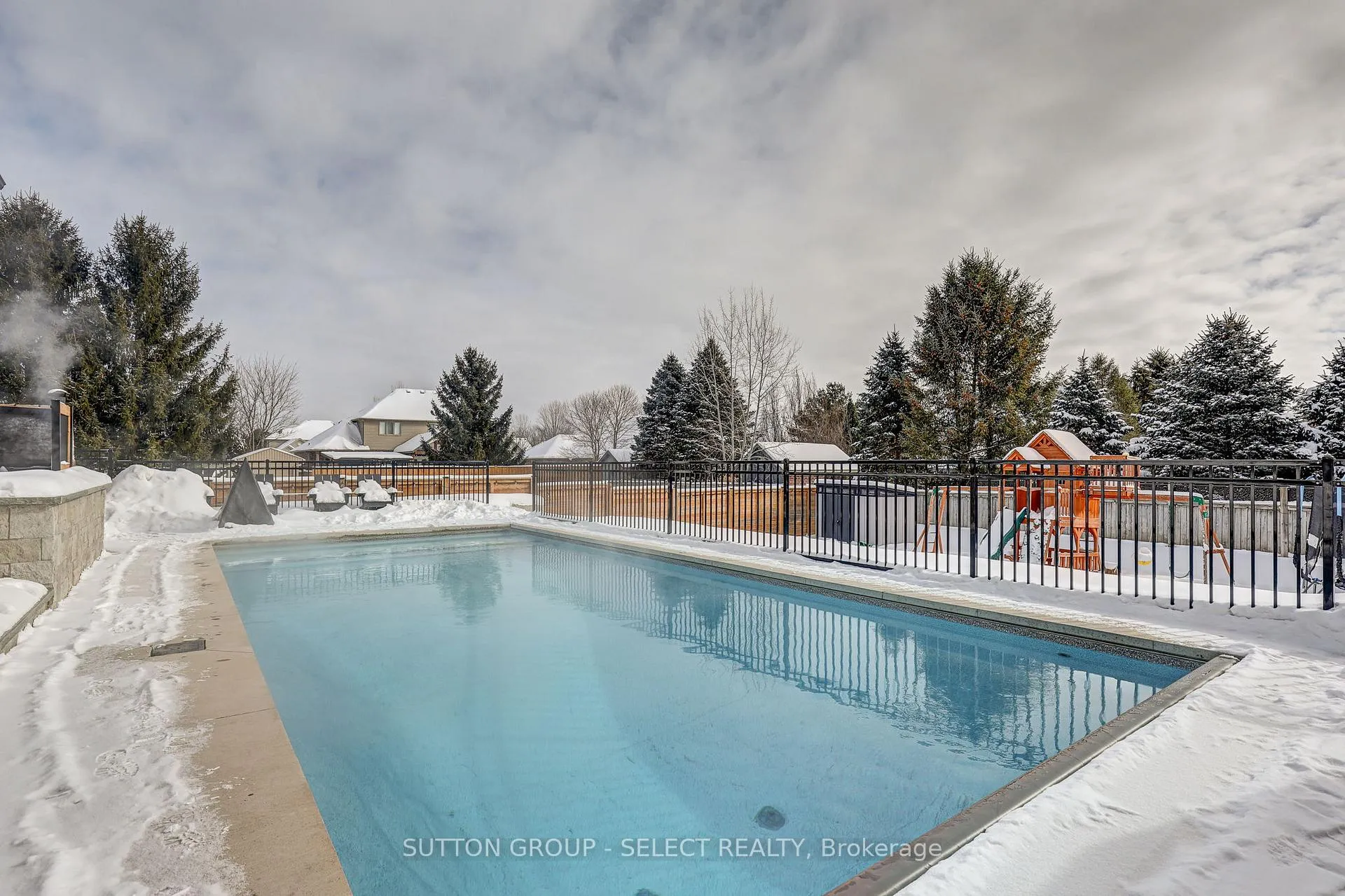 Photo 37 of 147 Westbrook Drive, Middlesex Centre, Kilworth — HOMEH