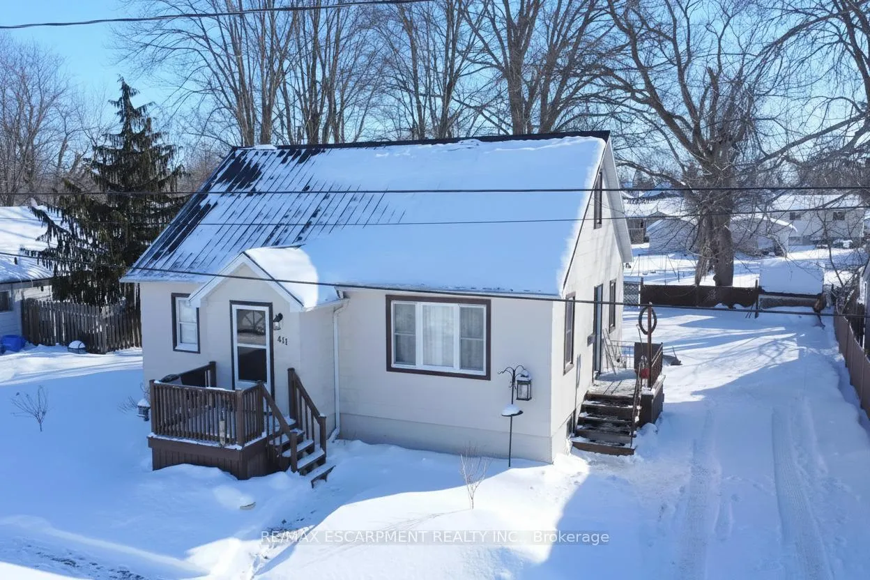 Photo 1 of 411 Ross Avenue, Haldimand, Dunnville — HOMEH