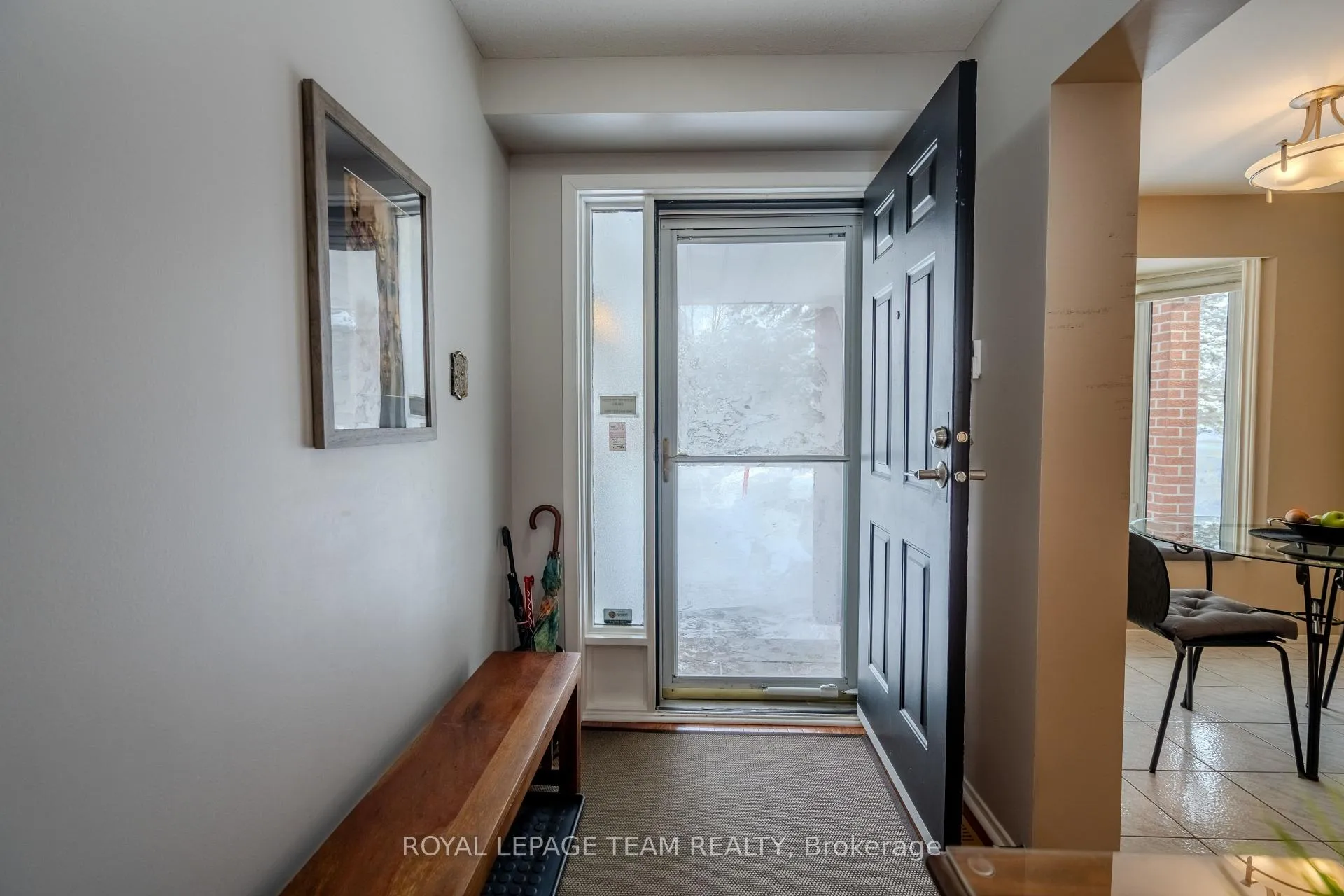 Photo 7 of 118 Seabrooke Drive, Ottawa, Kanata - Glencairn/Hazeldean — HOMEH