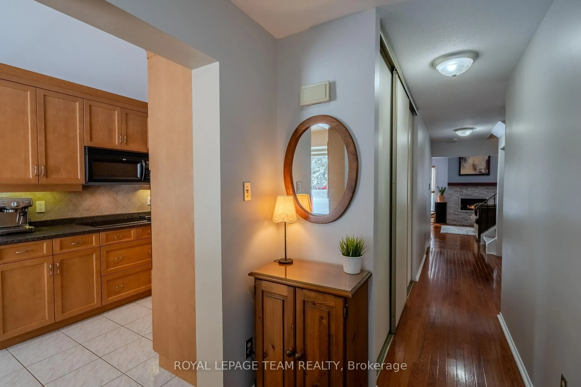 Photo 8 of 118 Seabrooke Drive, Ottawa, Kanata - Glencairn/Hazeldean — HOMEH