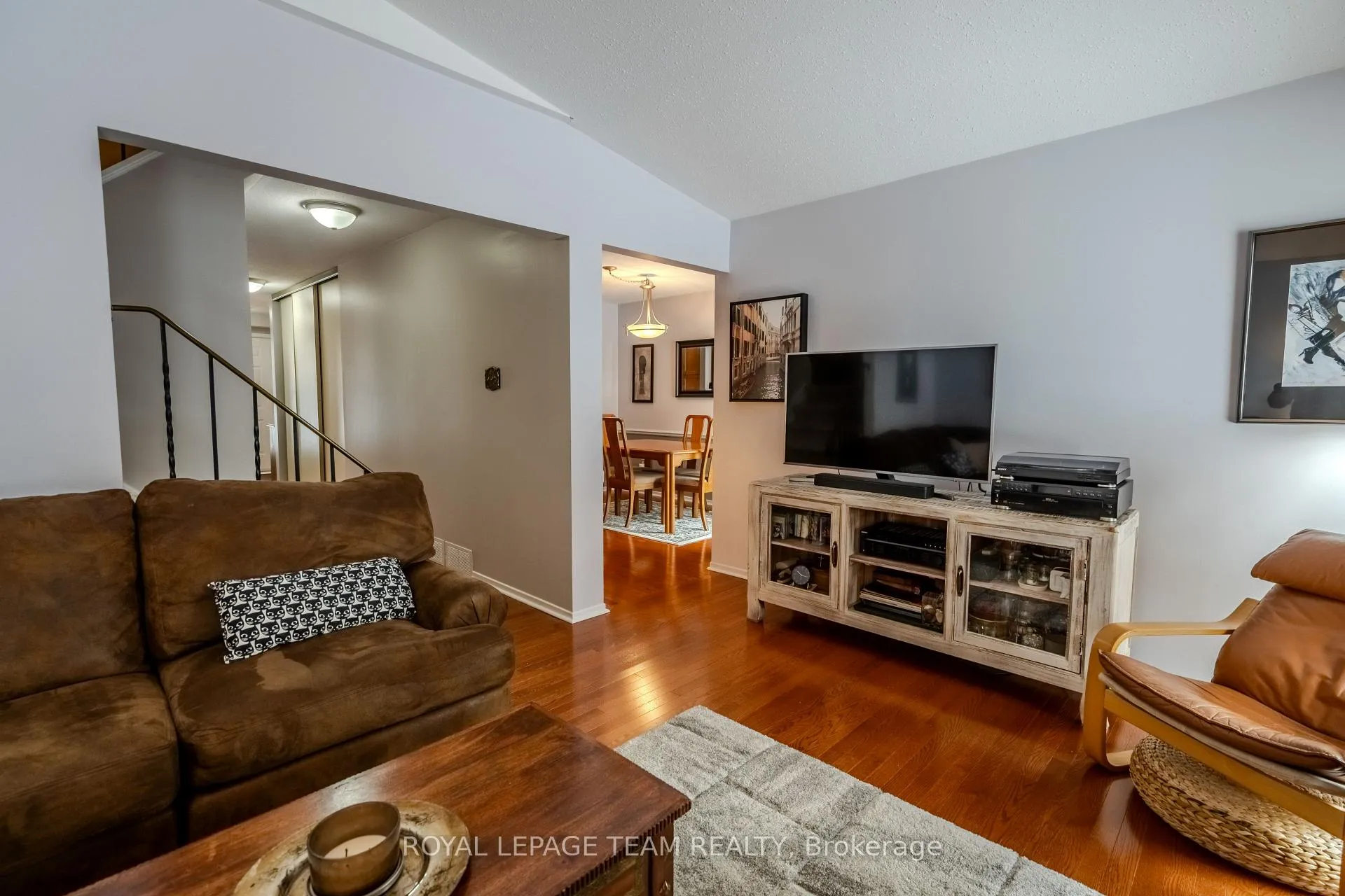 Photo 17 of 118 Seabrooke Drive, Ottawa, Kanata - Glencairn/Hazeldean — HOMEH