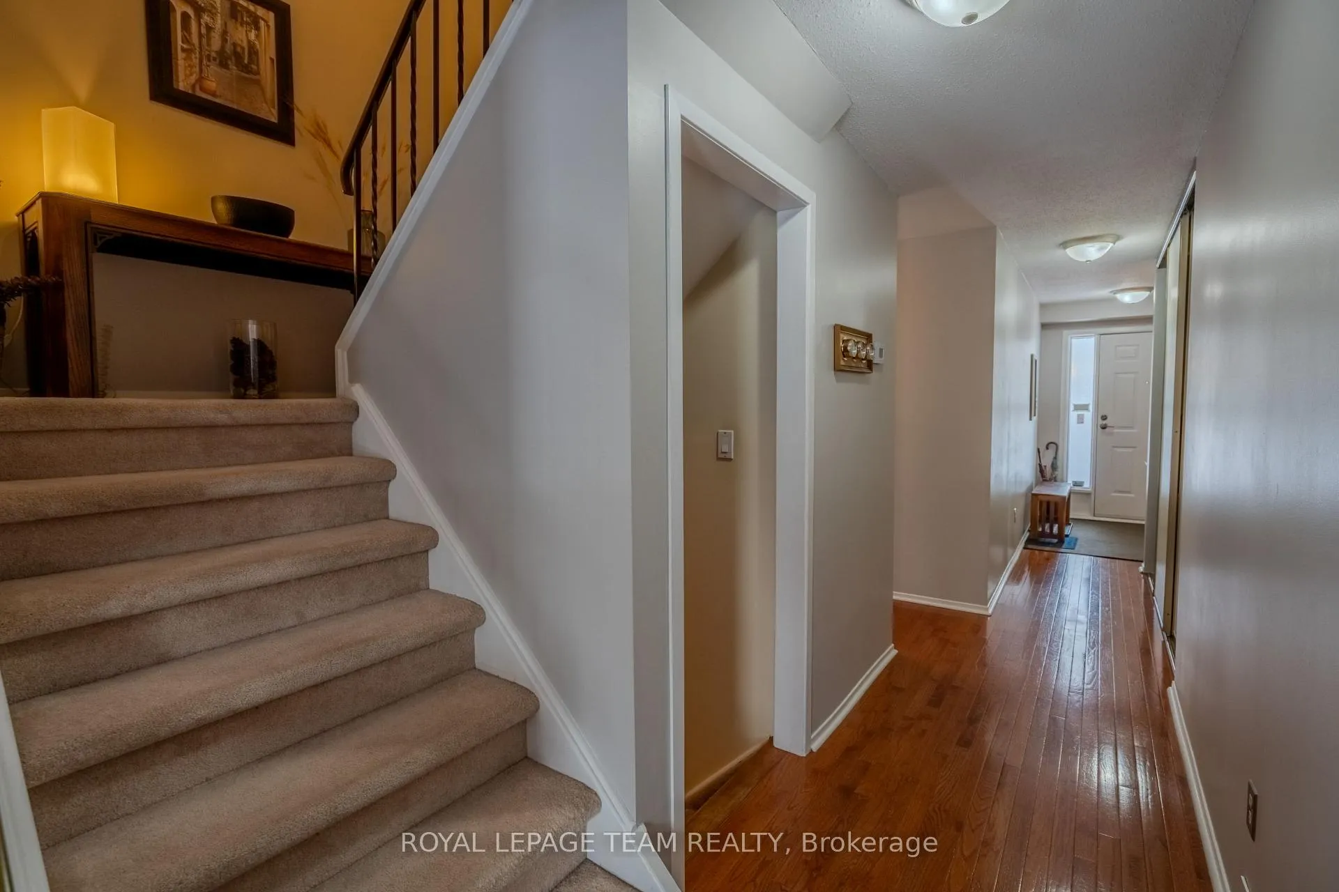Photo 19 of 118 Seabrooke Drive, Ottawa, Kanata - Glencairn/Hazeldean — HOMEH