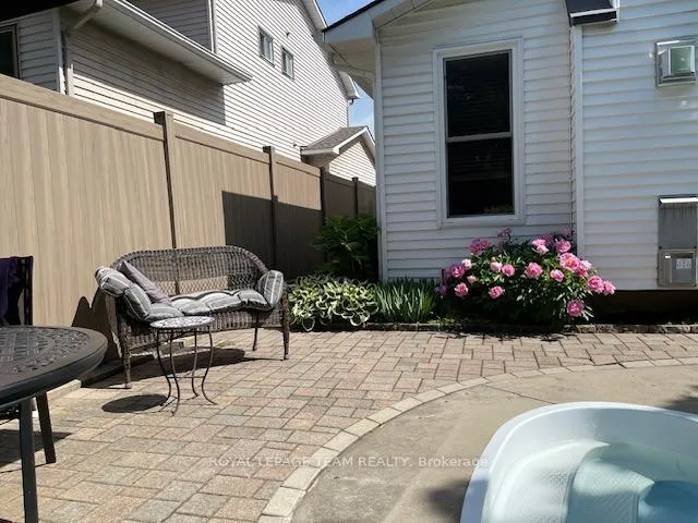 Photo 38 of 118 Seabrooke Drive, Ottawa, Kanata - Glencairn/Hazeldean — HOMEH