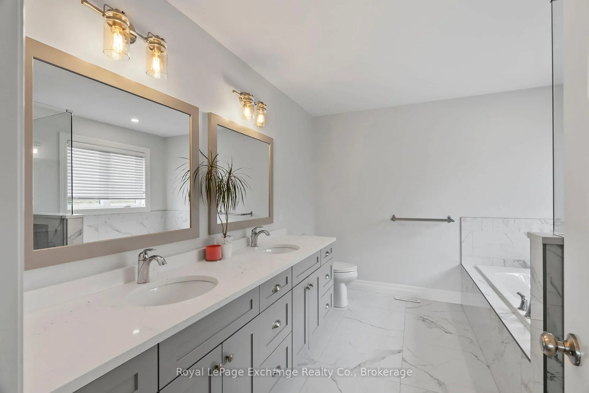 Photo 22 of 589 Morrison Crescent, Kincardine — HOMEH