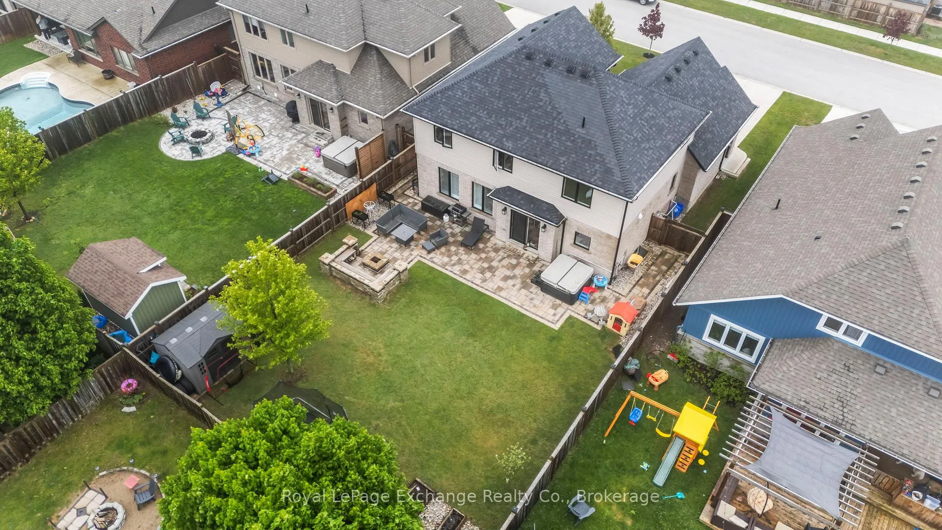 Photo 35 of 589 Morrison Crescent, Kincardine — HOMEH