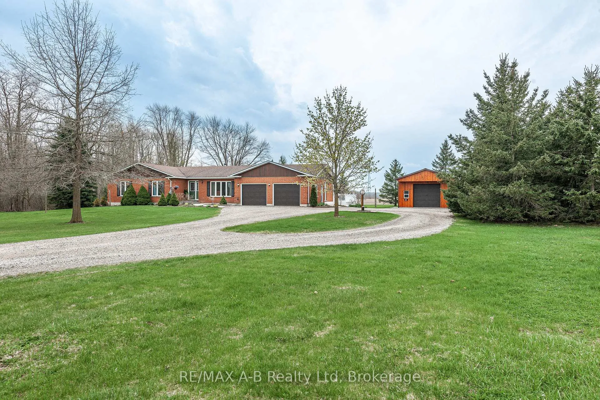Photo 4 of 3698 Perth Rd 113, Perth South, Downie — HOMEH
