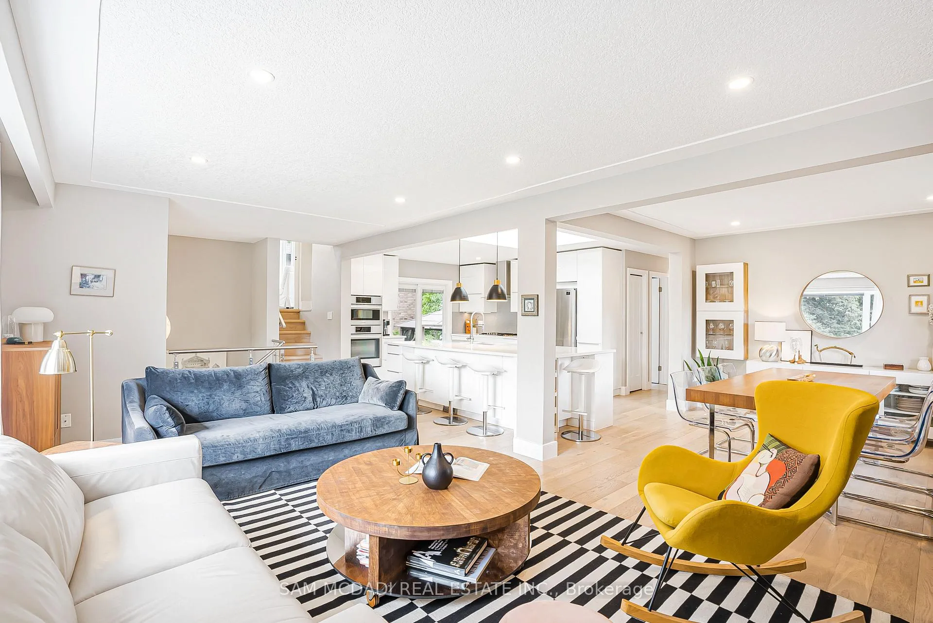 Photo 6 of 642 Red Pine Drive, Waterloo — HOMEH