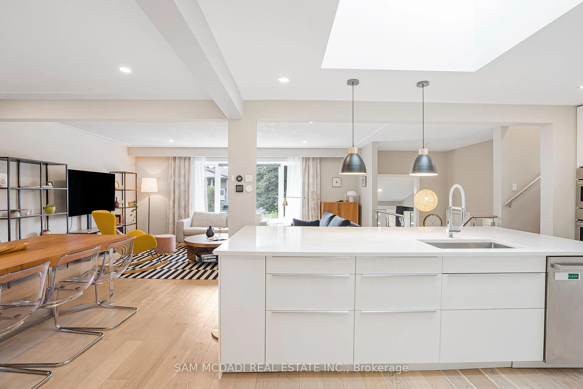 Photo 9 of 642 Red Pine Drive, Waterloo — HOMEH