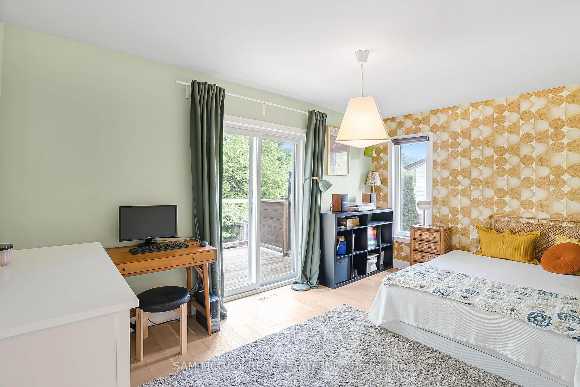 Photo 18 of 642 Red Pine Drive, Waterloo — HOMEH