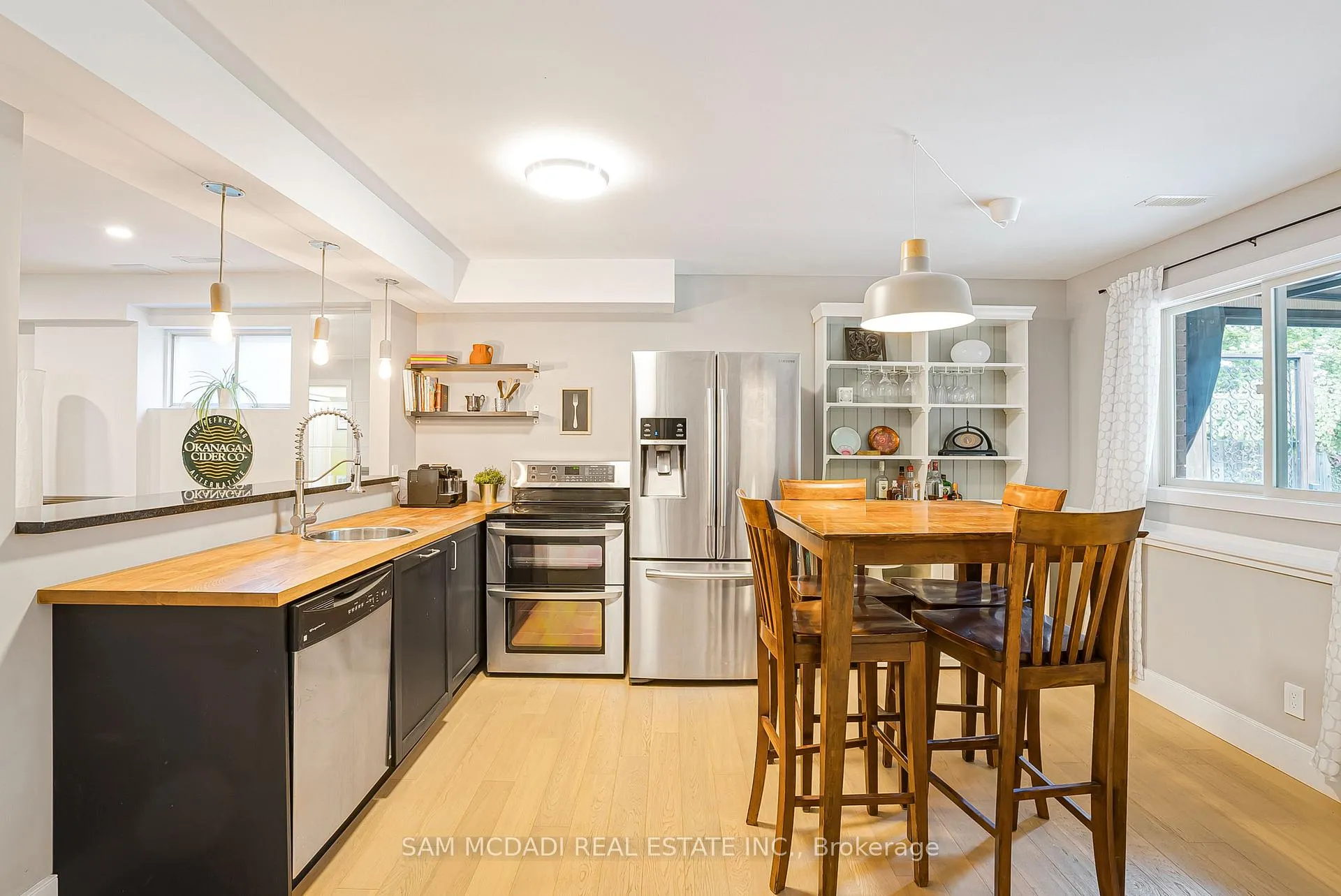 Photo 30 of 642 Red Pine Drive, Waterloo — HOMEH