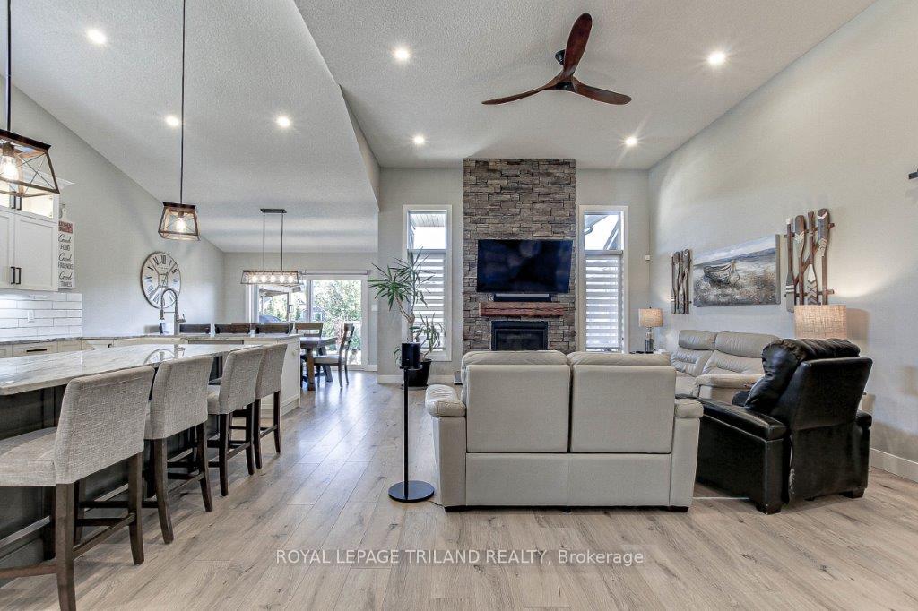 Photo 15 of 157 Old Field Lane, Central Elgin, Rural Central Elgin — HOMEH